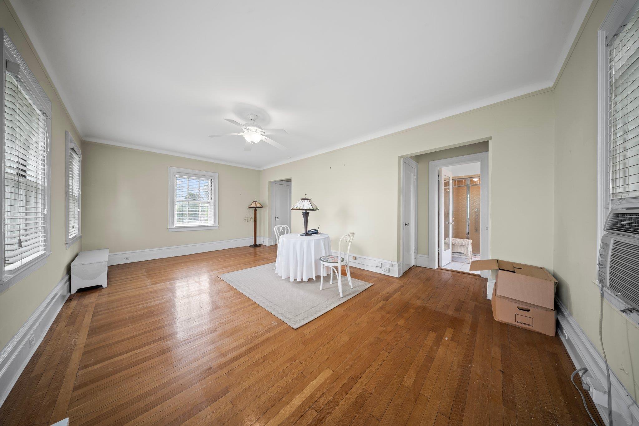 10-08 Shore Road, Douglaston, NY 11363