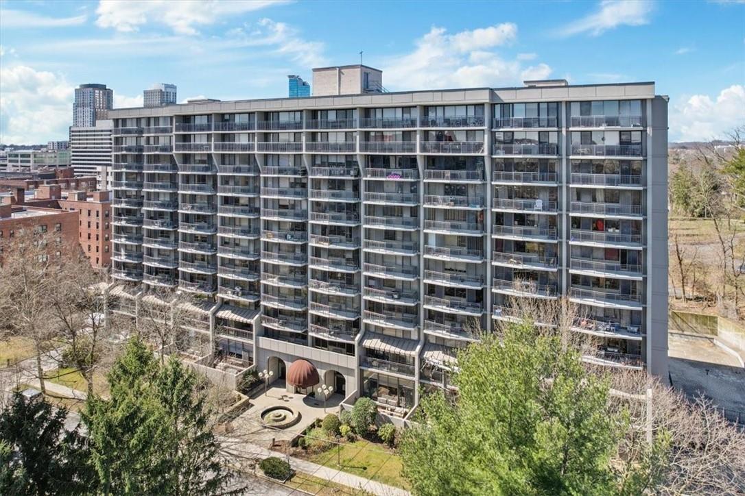 15 Stewart Place # 12J, White Plains, NY 10603