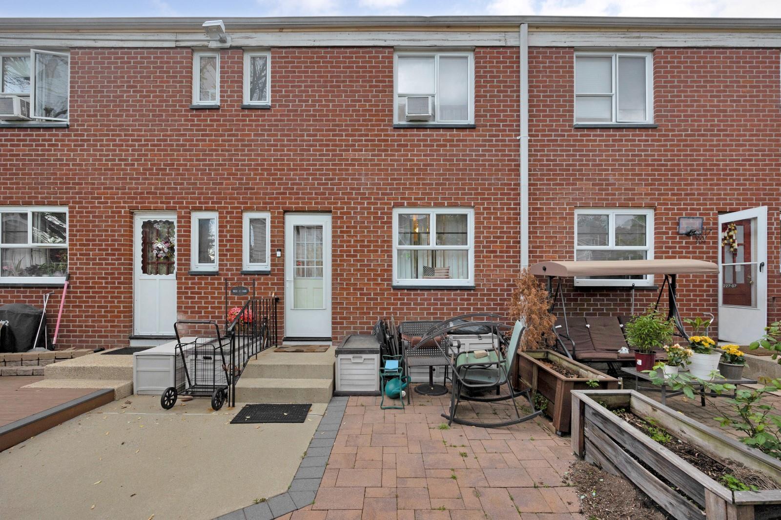 227-09 Hillside Avenue # 5-17 DUPLEX, Bellerose Manor, NY 11427