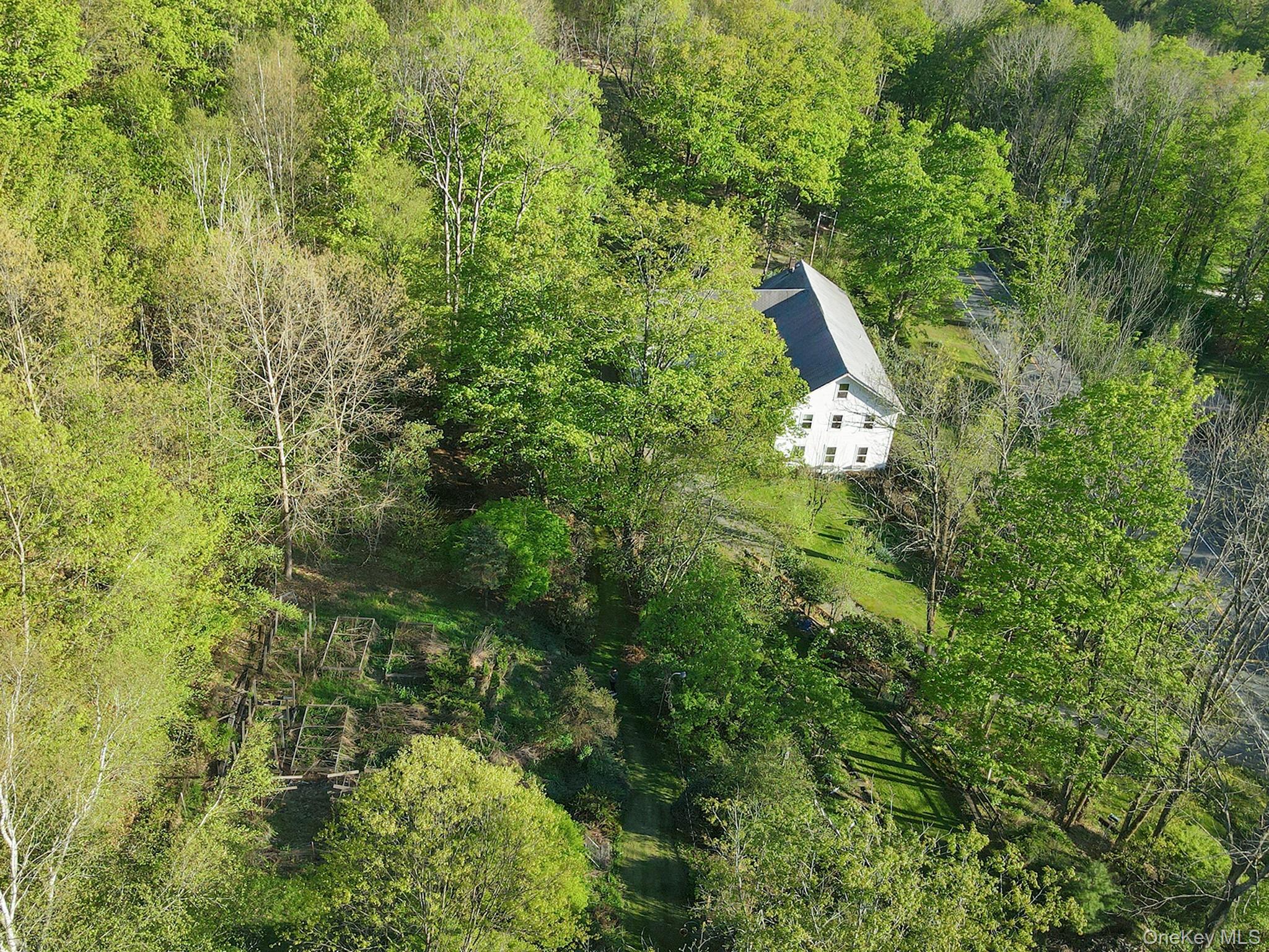 2182 Old Route 17, Roscoe, NY 12776