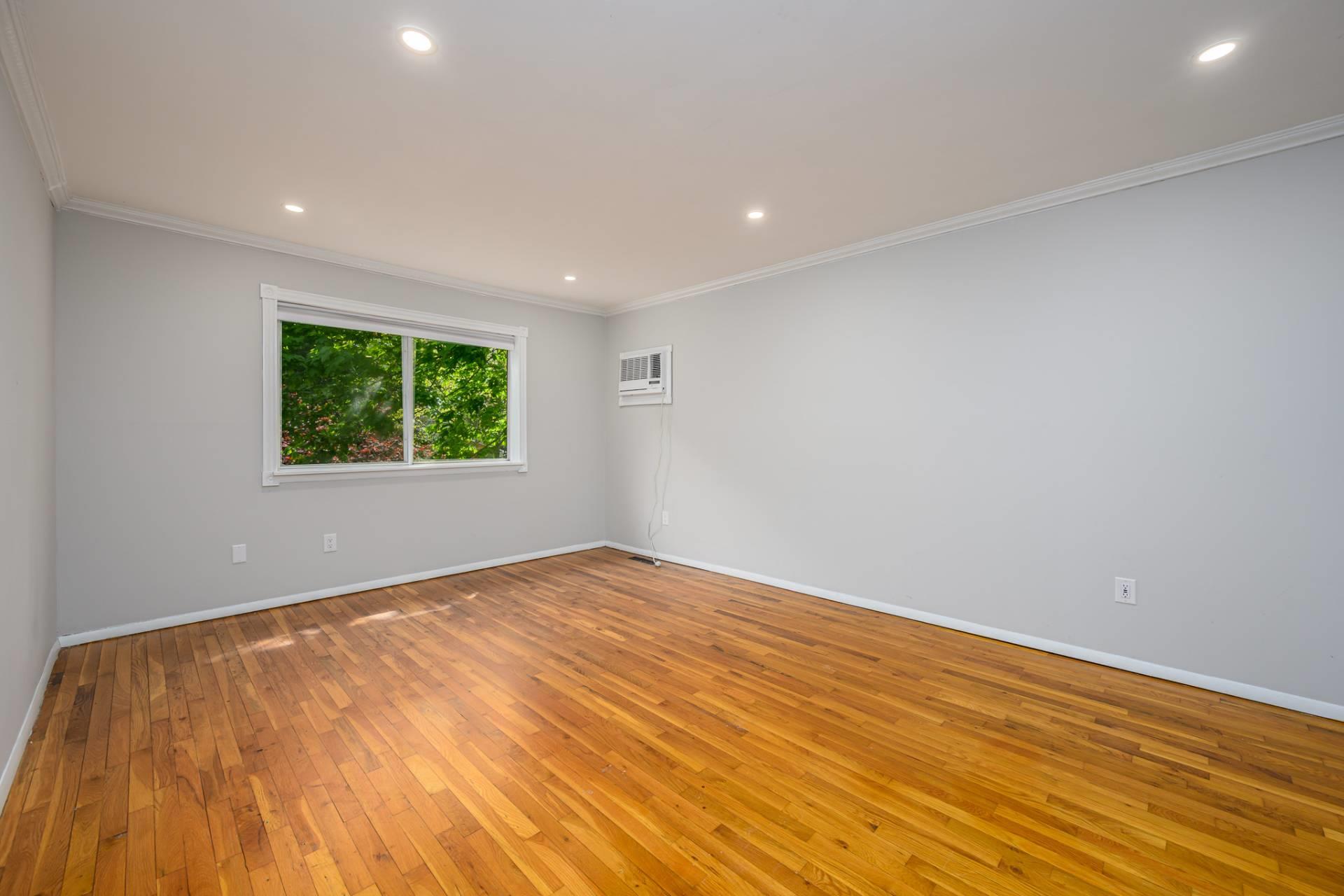 155 Little Fresh Pond Road, Southampton, NY 11968