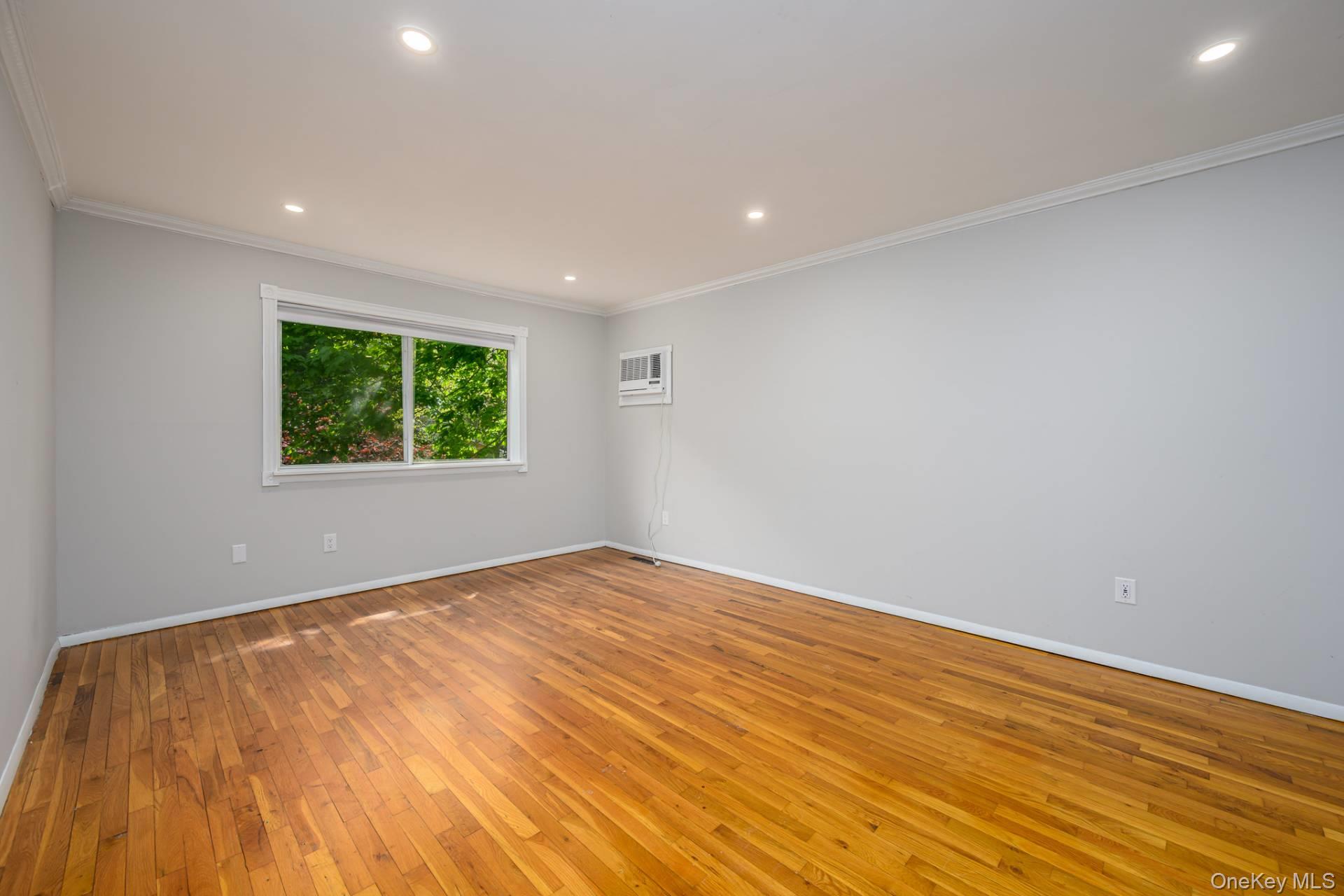 155 Little Fresh Pond Road, Southampton, NY 11968