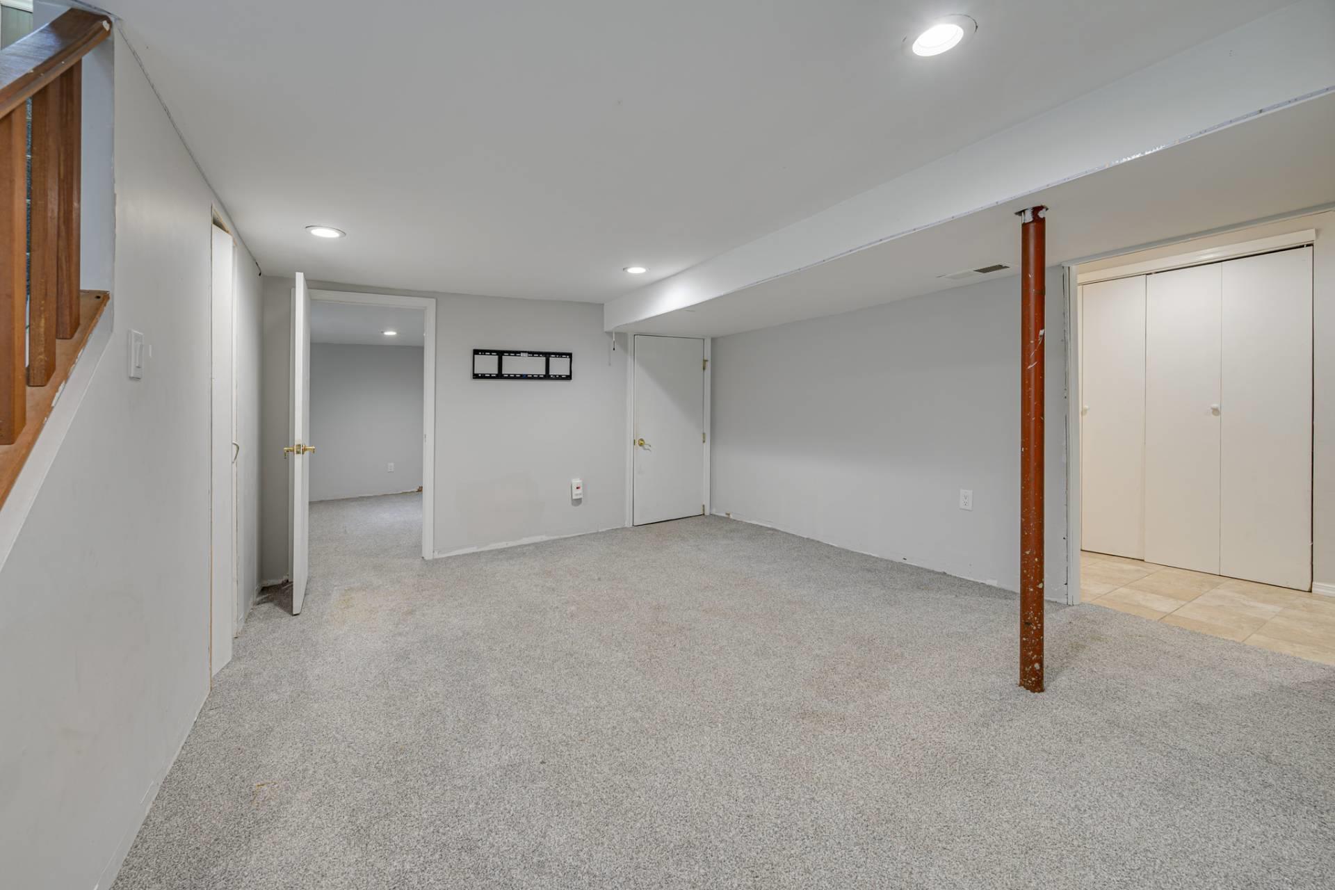 155 Little Fresh Pond Road, Southampton, NY 11968