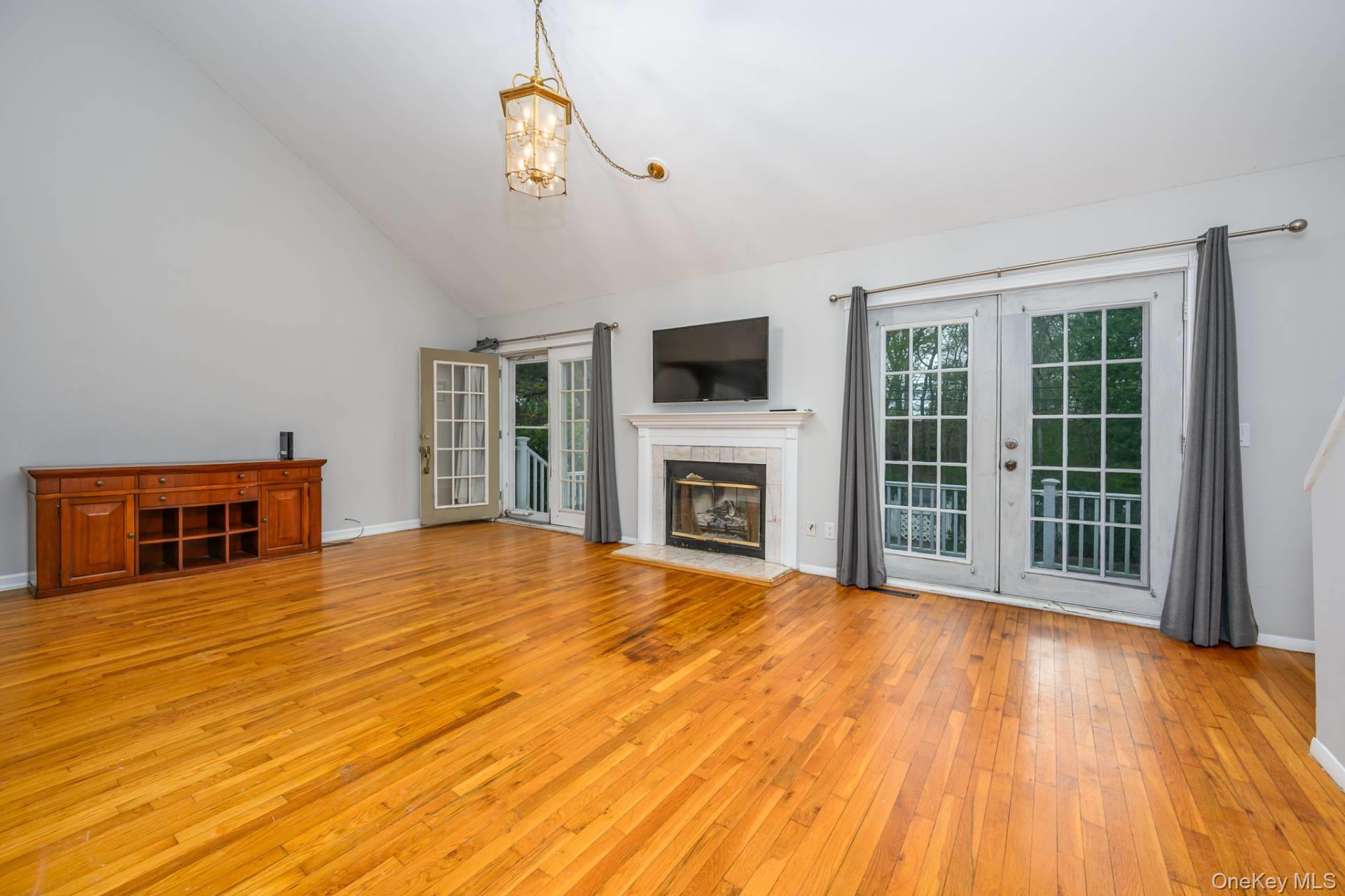 155 Little Fresh Pond Road, Southampton, NY 11968