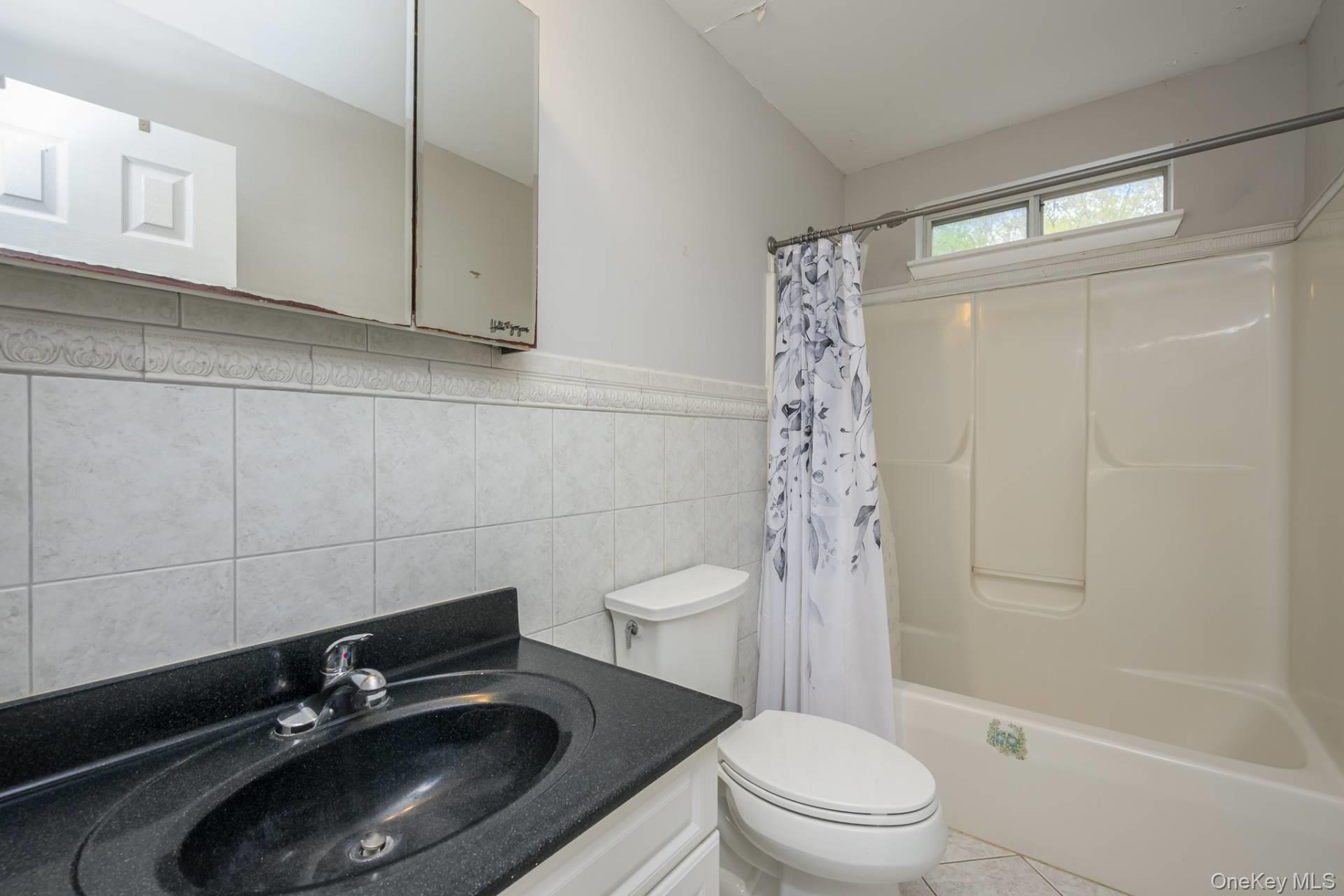 155 Little Fresh Pond Road, Southampton, NY 11968