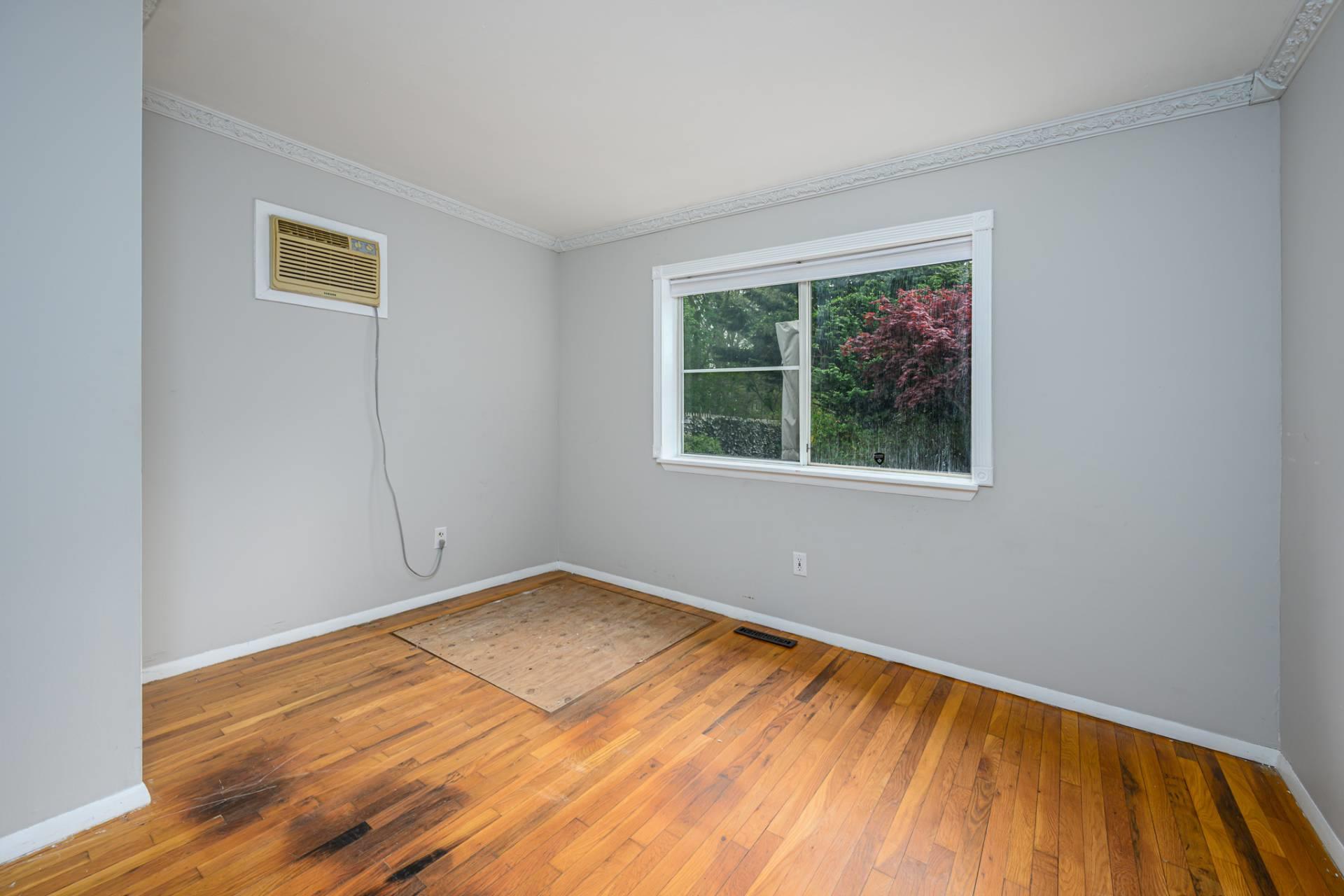 155 Little Fresh Pond Road, Southampton, NY 11968