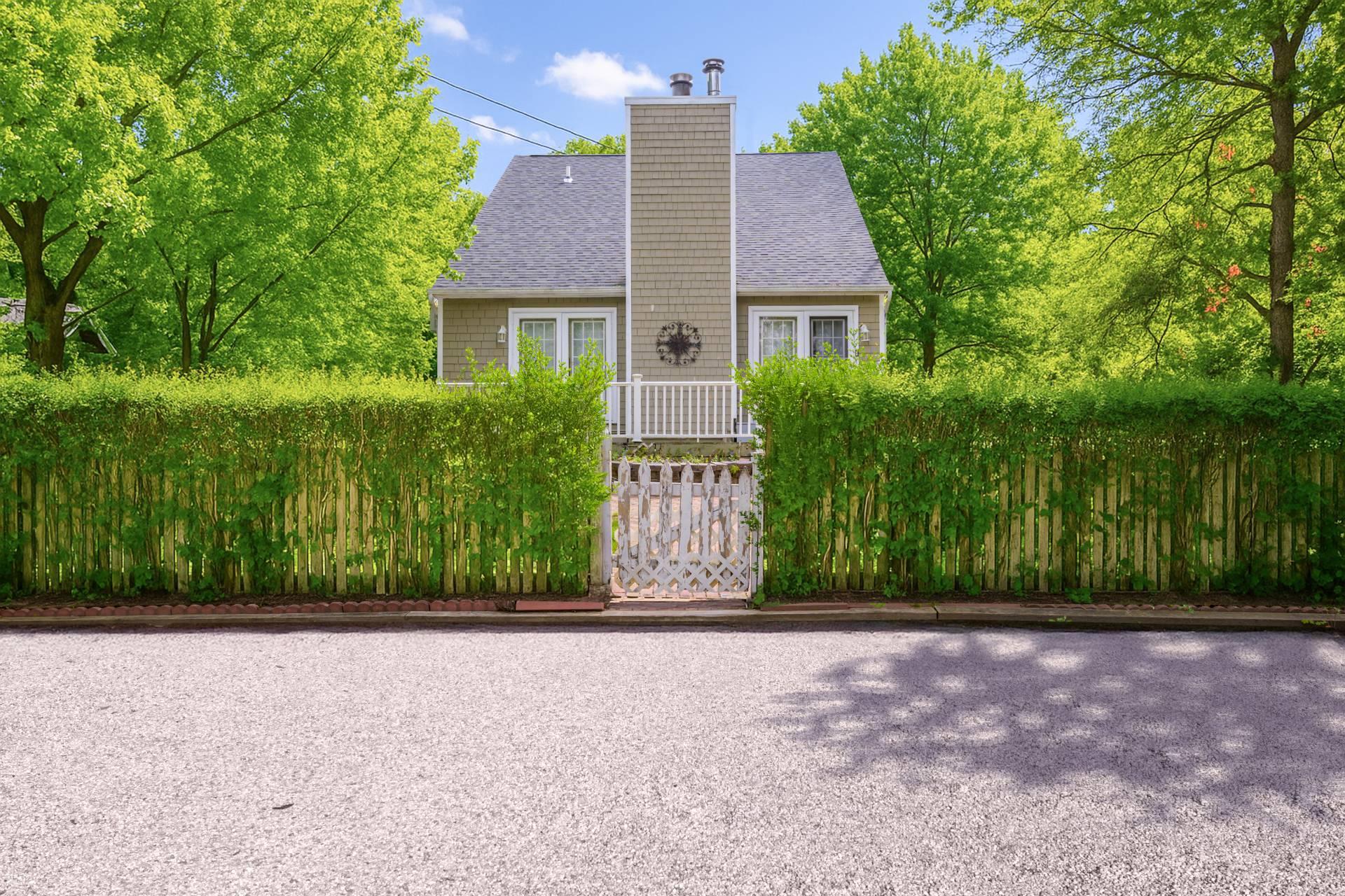 155 Little Fresh Pond Road, Southampton, NY 11968