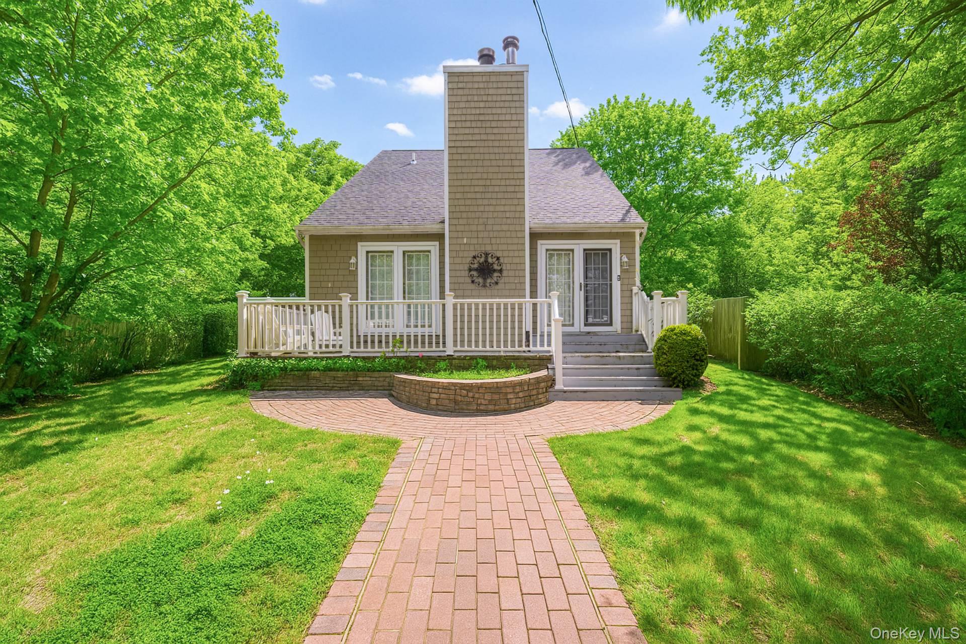 155 Little Fresh Pond Road, Southampton, NY 11968