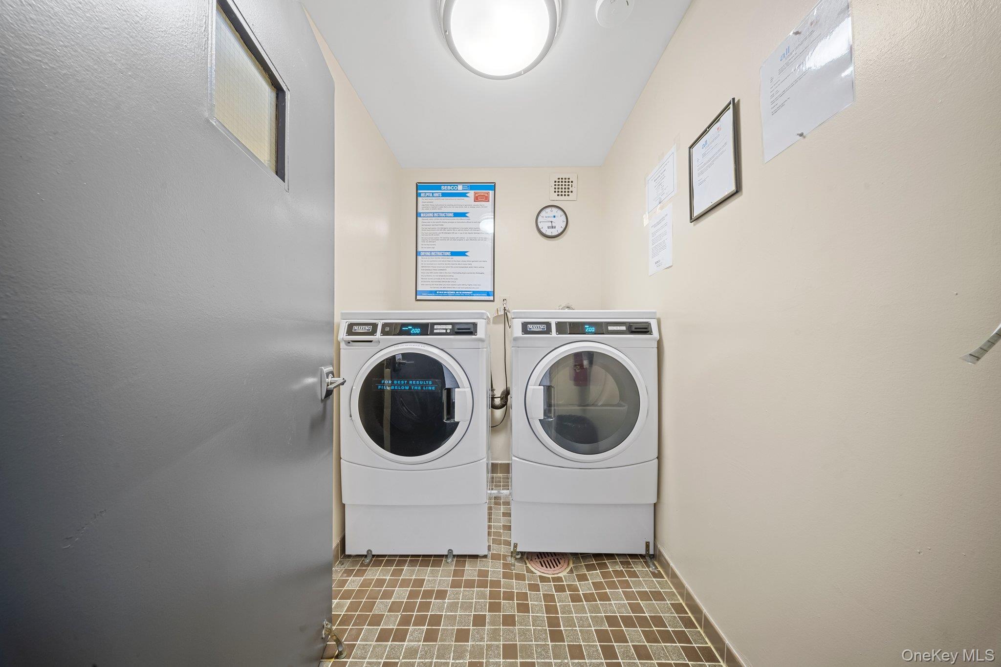 90 S Park Avenue # C7, Rockville Centre, NY 11570