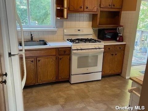 75 Selden Boulevard, Centereach, NY 11720