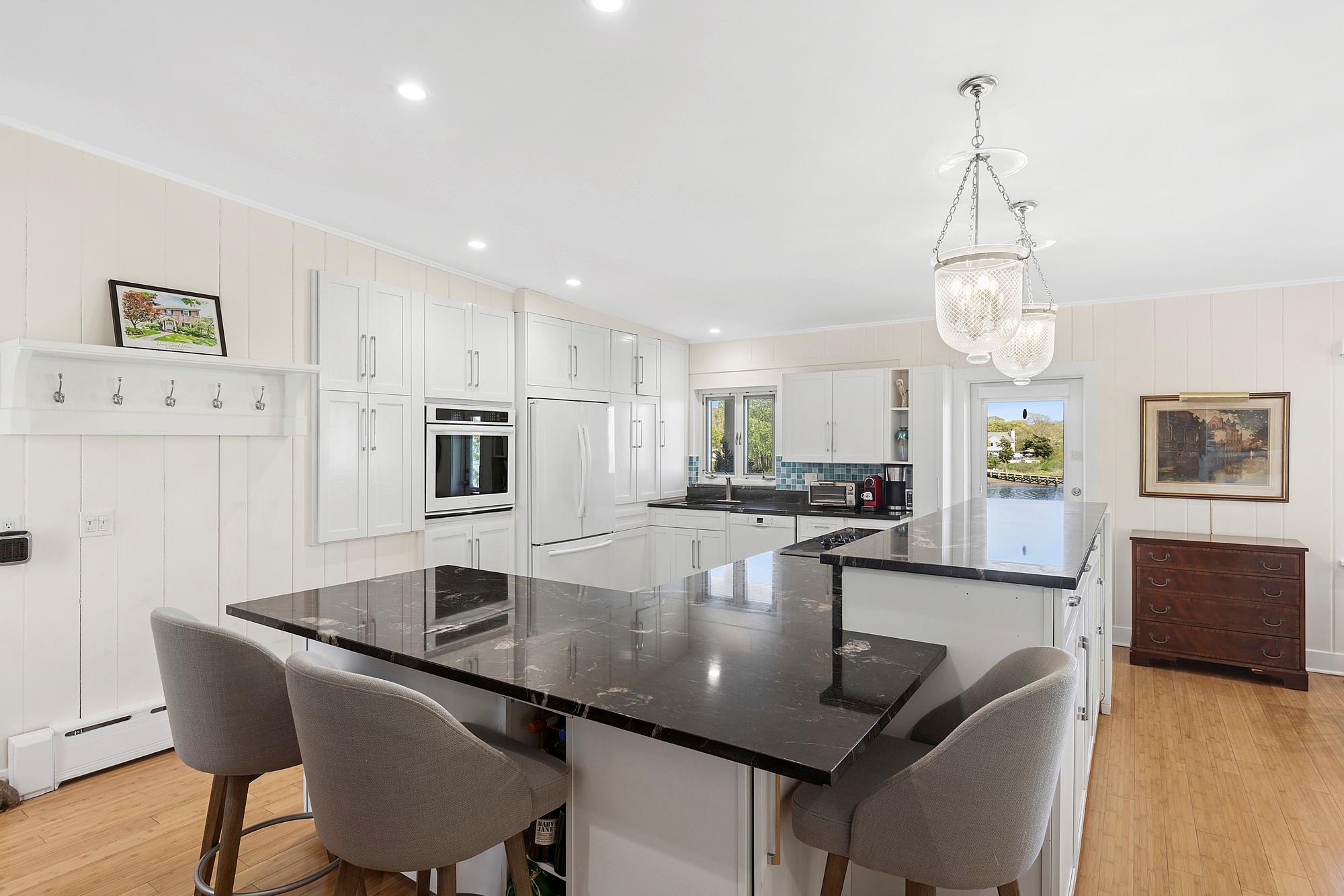 47 Rampasture Road # Apt. M, Hampton Bays, NY 11946