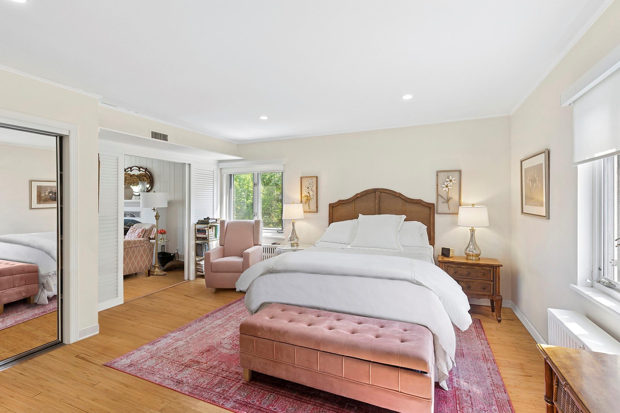 47 Rampasture Road # Apt. M, Hampton Bays, NY 11946