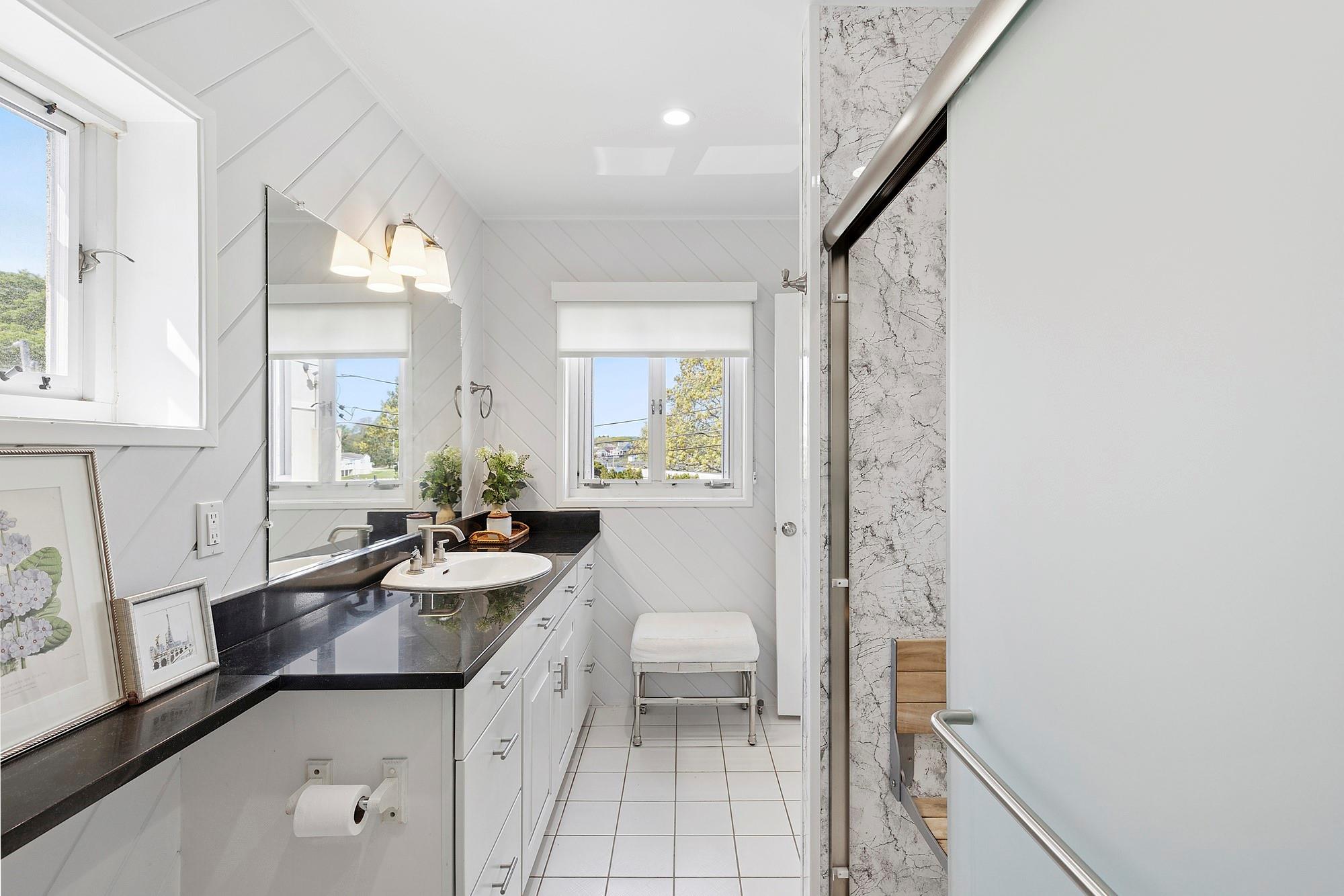 47 Rampasture Road # Apt. M, Hampton Bays, NY 11946