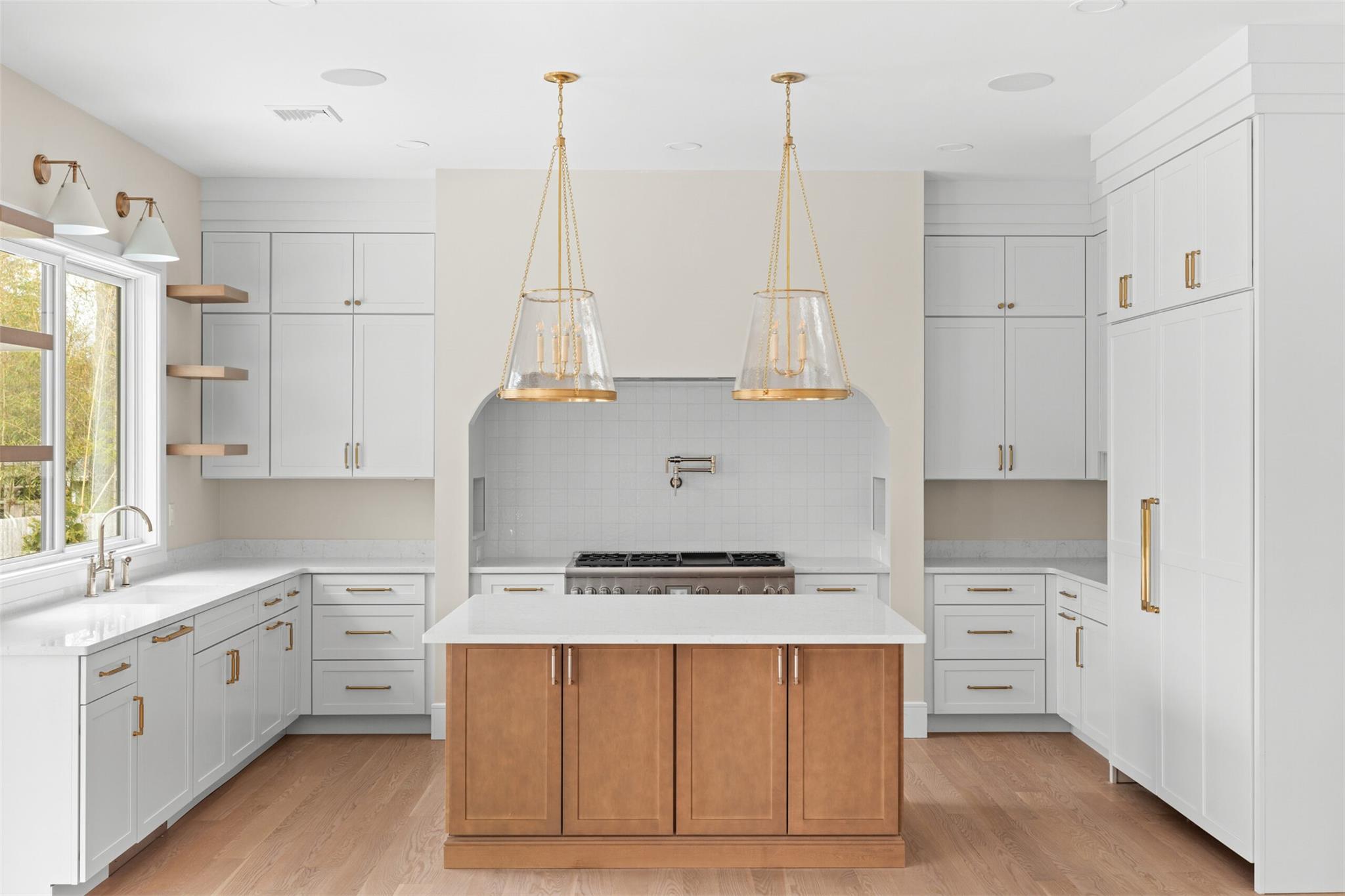 26 Pine Tree Road, Southampton, NY 11968