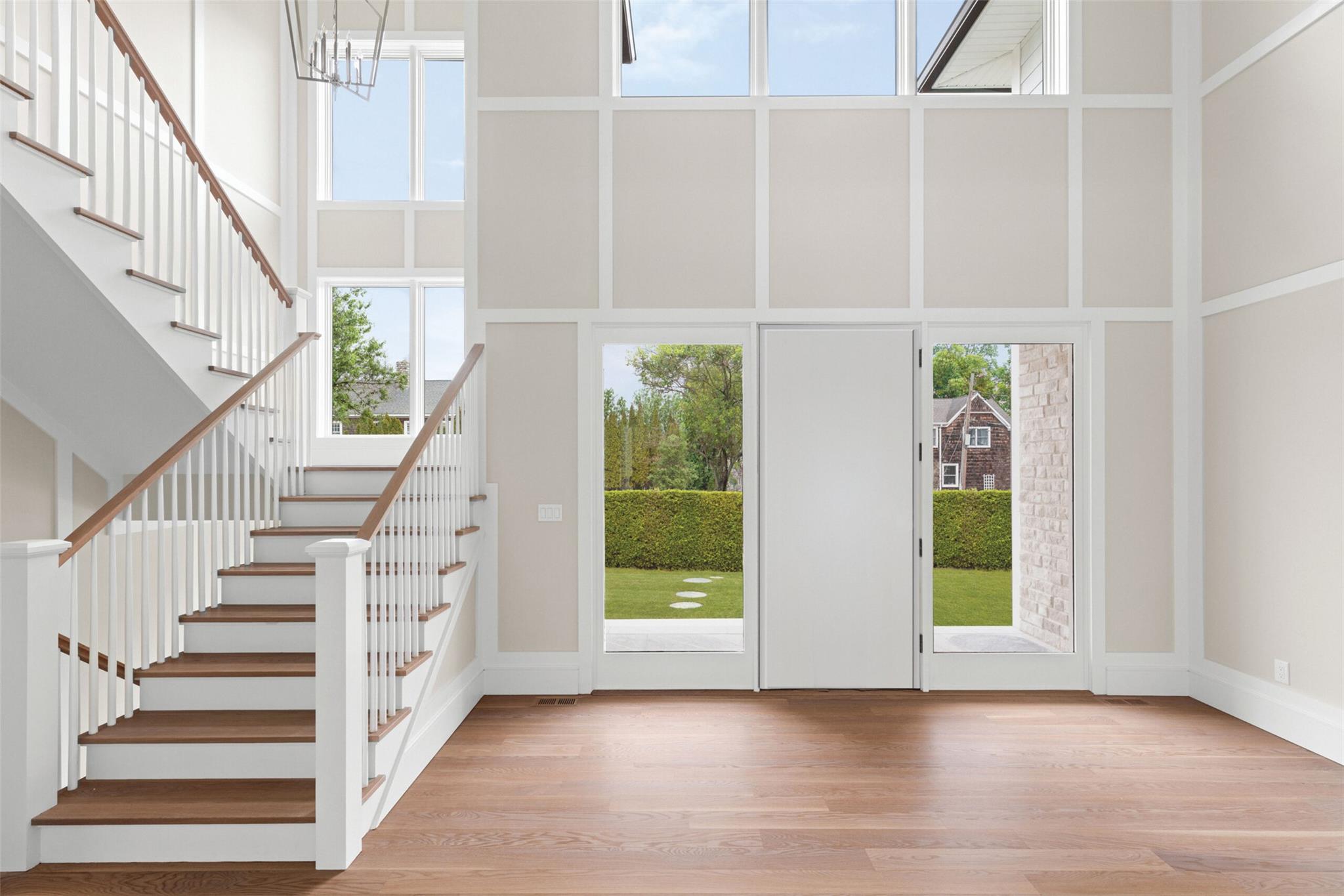 26 Pine Tree Road, Southampton, NY 11968