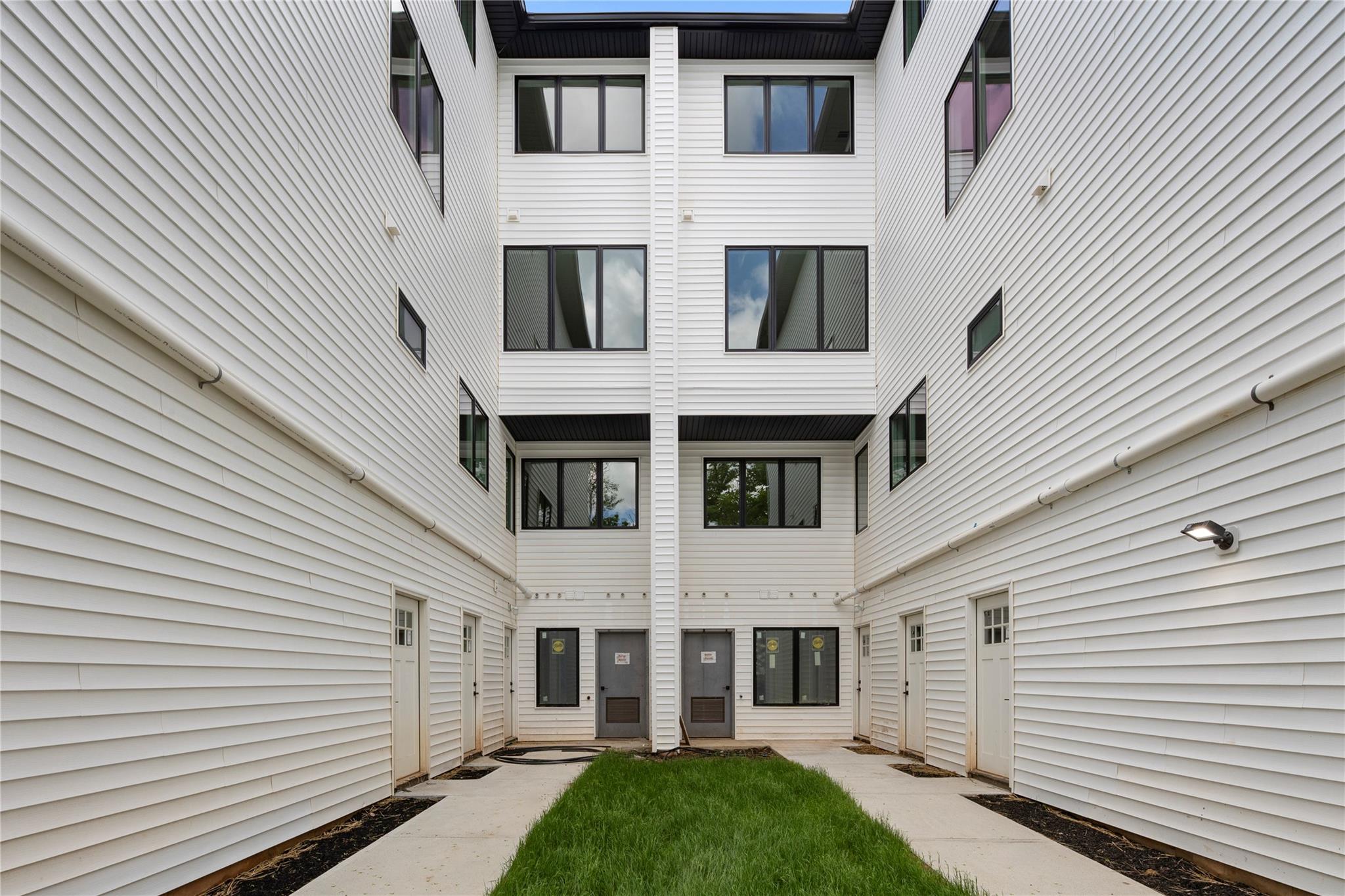 242 Blauvelt Road # 201, Monsey, NY 10952