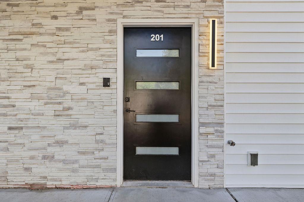 242 Blauvelt Road # 201, Monsey, NY 10952