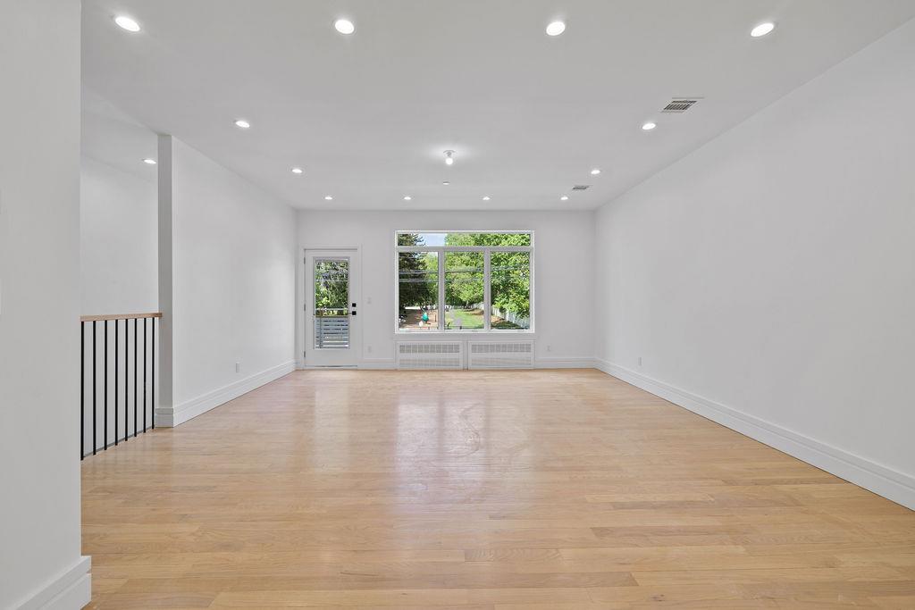 242 Blauvelt Road # 201, Monsey, NY 10952