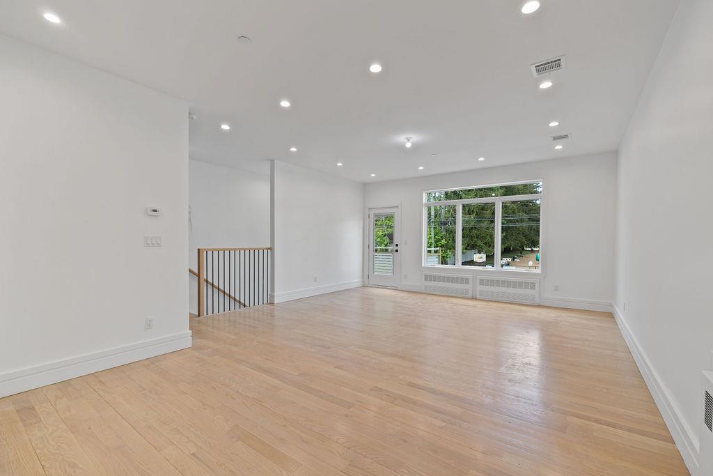 242 Blauvelt Road # 201, Monsey, NY 10952