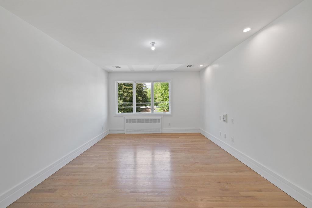 242 Blauvelt Road # 201, Monsey, NY 10952