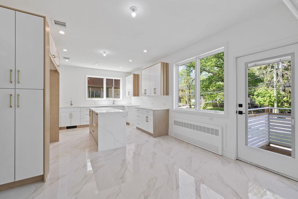 242 Blauvelt Road # 201, Monsey, NY 10952