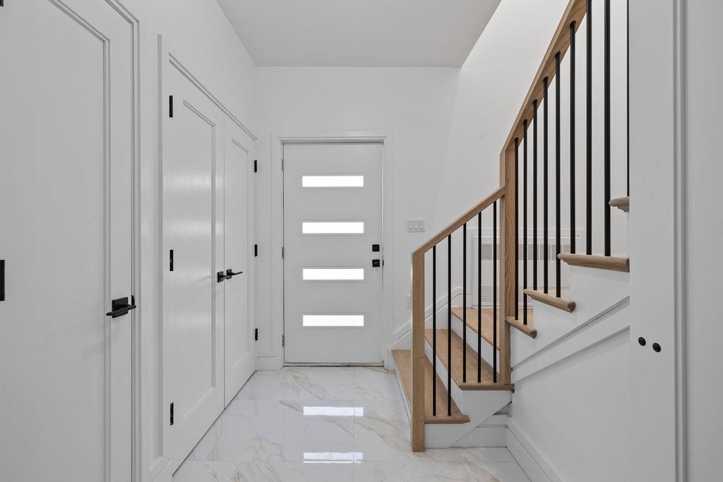 242 Blauvelt Road # 201, Monsey, NY 10952