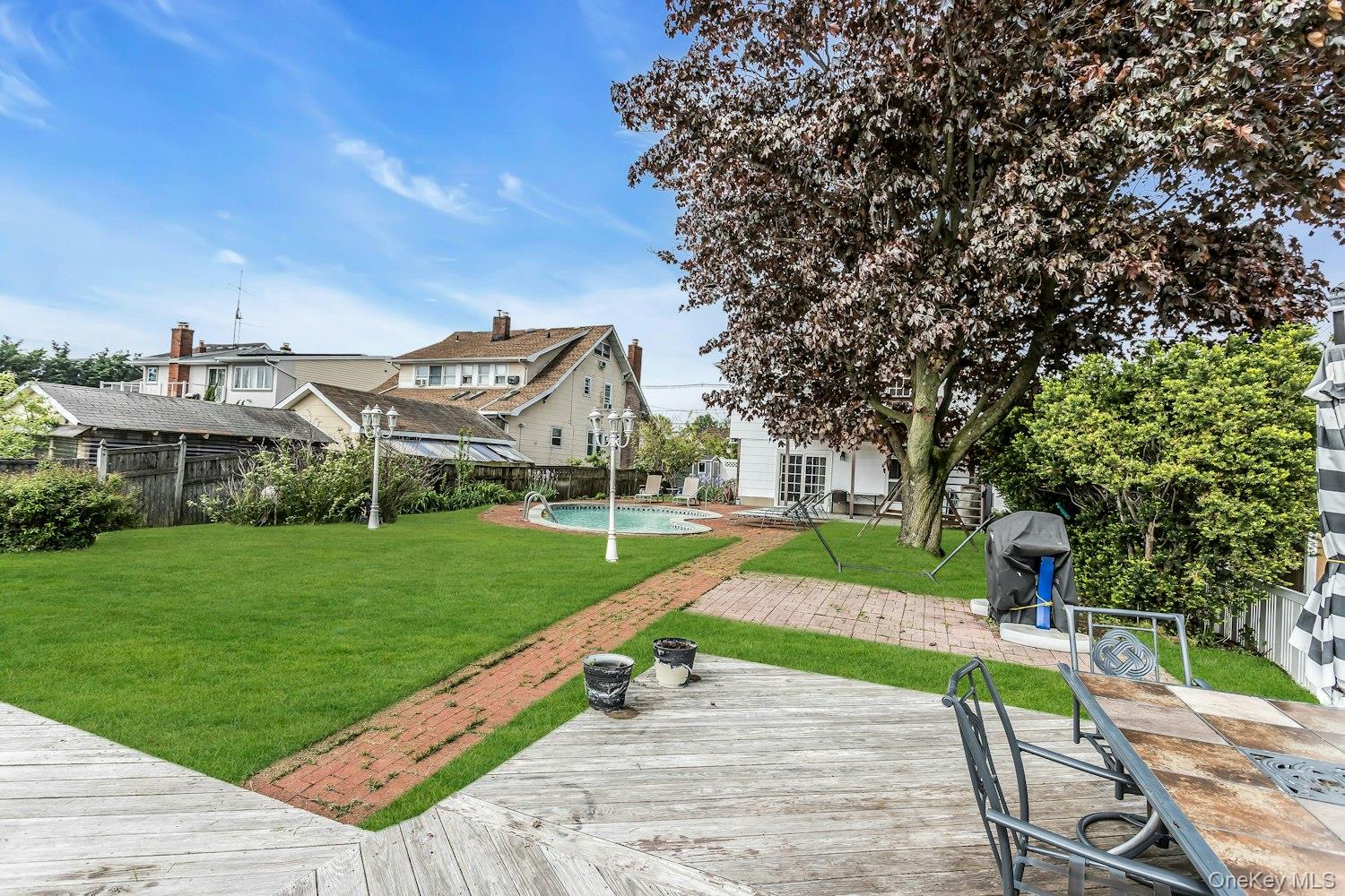 171 Westside Avenue, Freeport, NY 11520