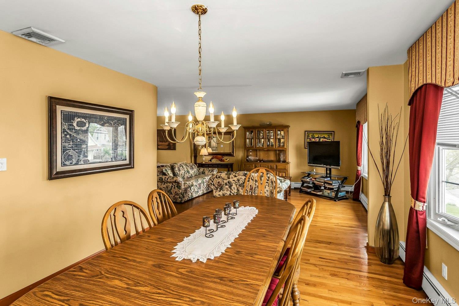 171 Westside Avenue, Freeport, NY 11520