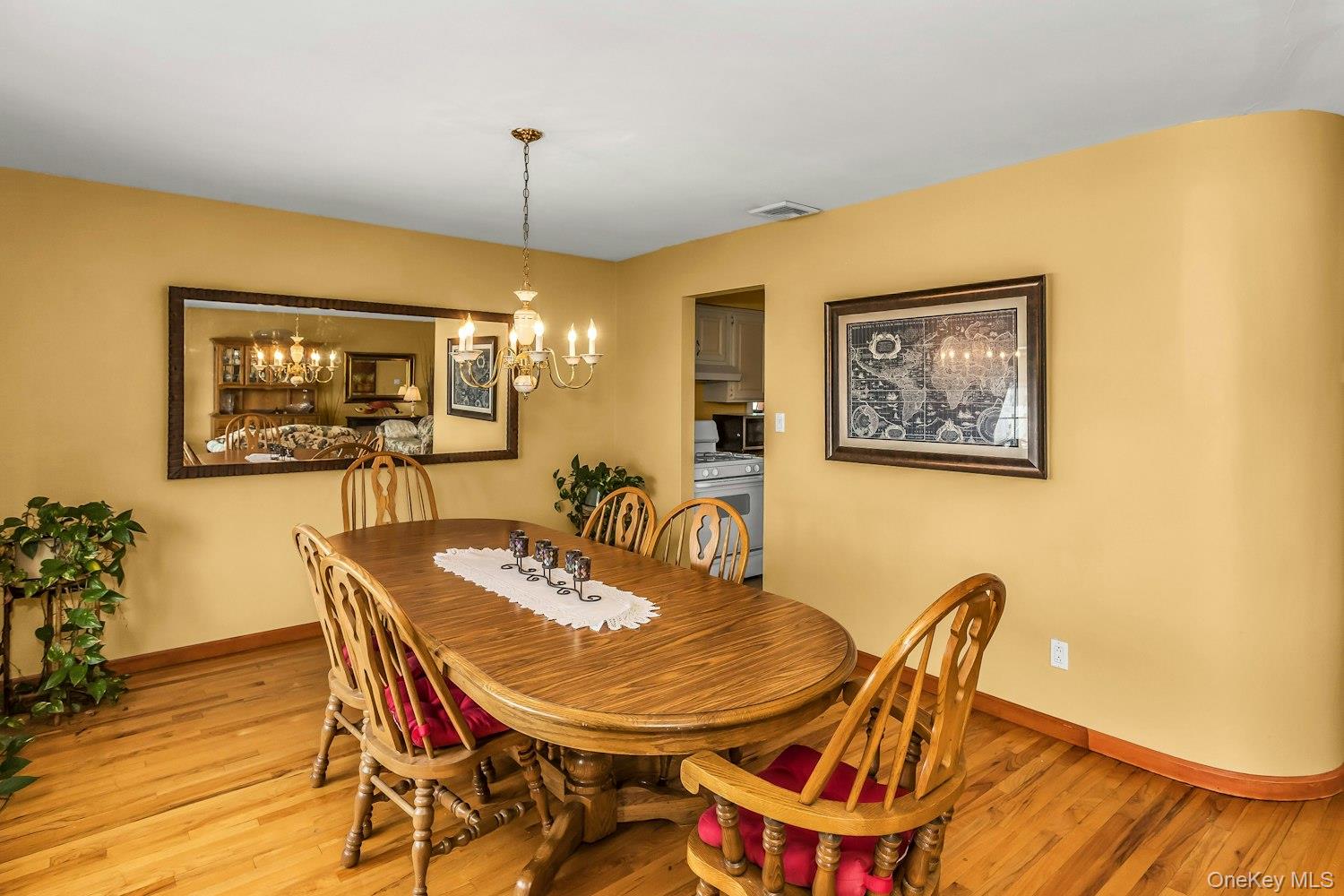 171 Westside Avenue, Freeport, NY 11520