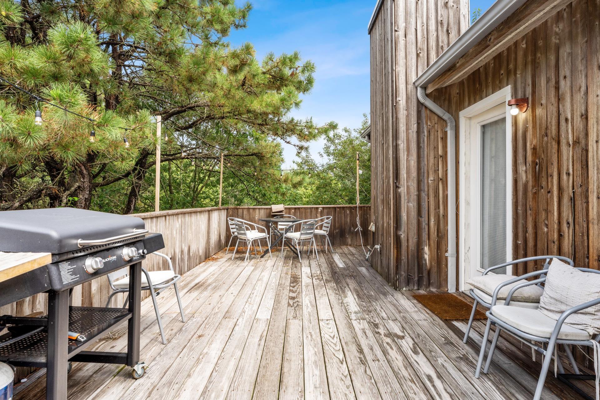 1806 County Road 39, Southampton, NY 11968