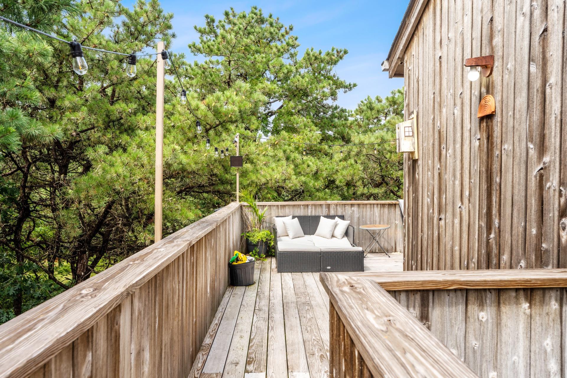 1806 County Road 39, Southampton, NY 11968