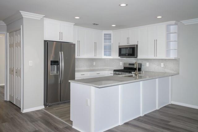 01 Overlook Drive # 01, Farmingville, NY 11738