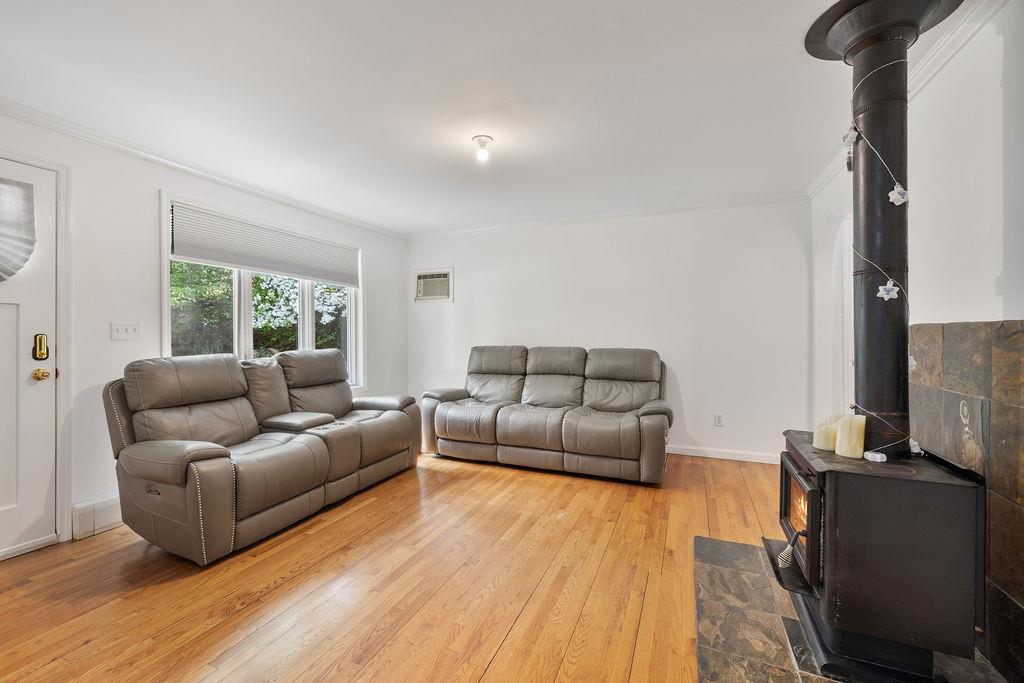 50 New Pomona Road, Suffern, NY 10901