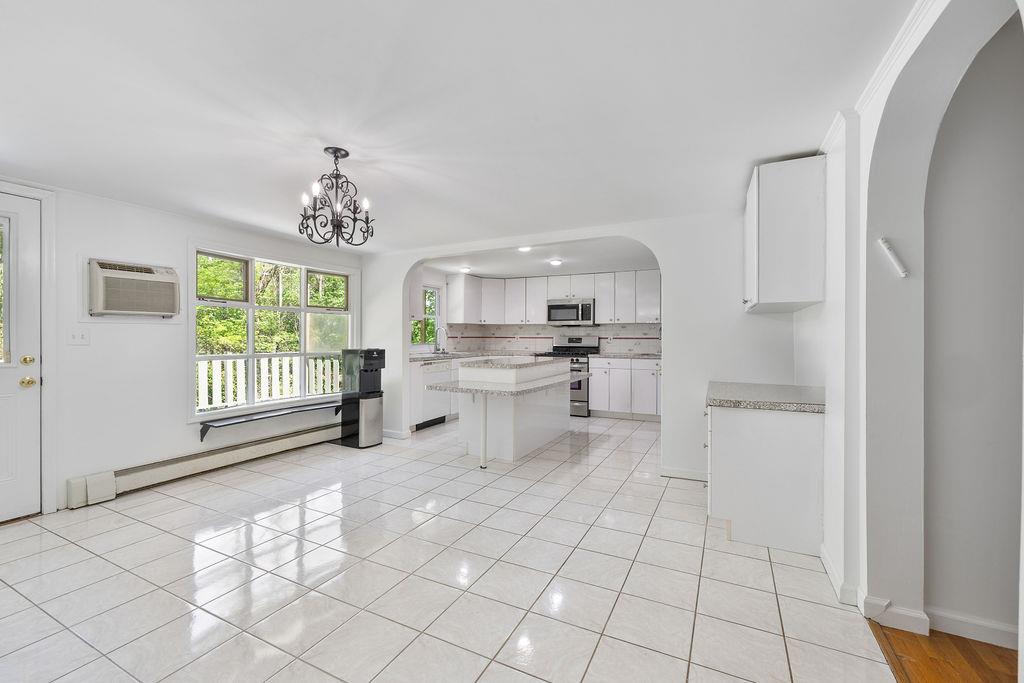 50 New Pomona Road, Suffern, NY 10901