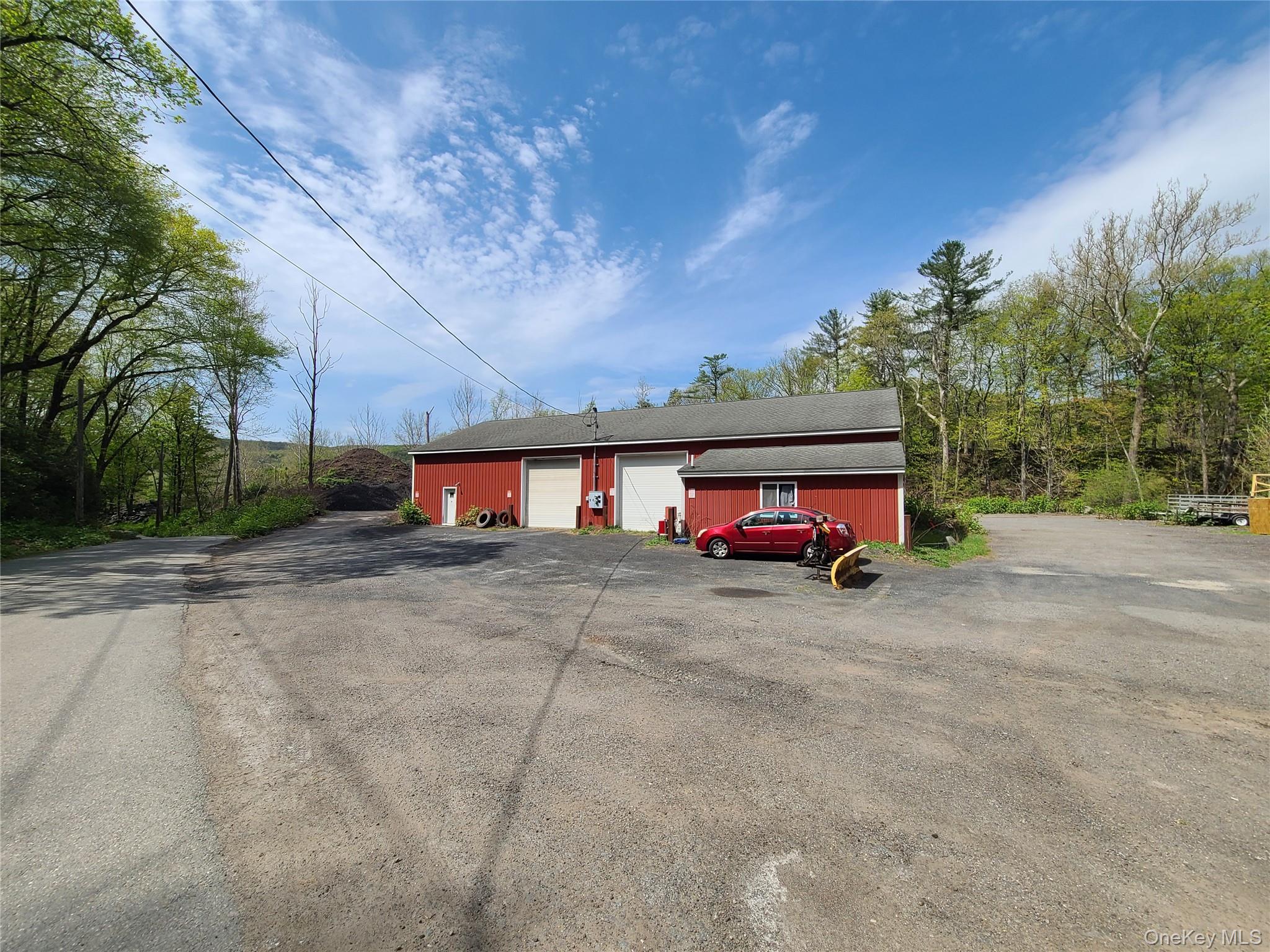 26 Hook Road, Sparrowbush, NY 12780