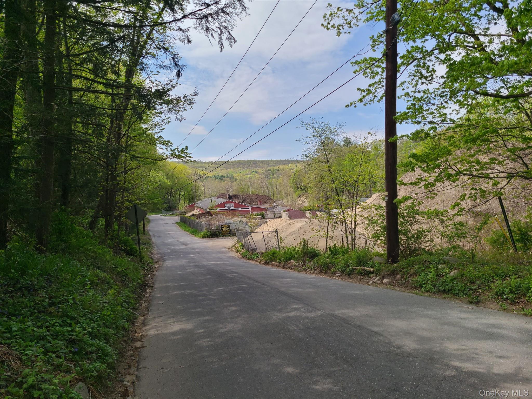 26 Hook Road, Sparrowbush, NY 12780