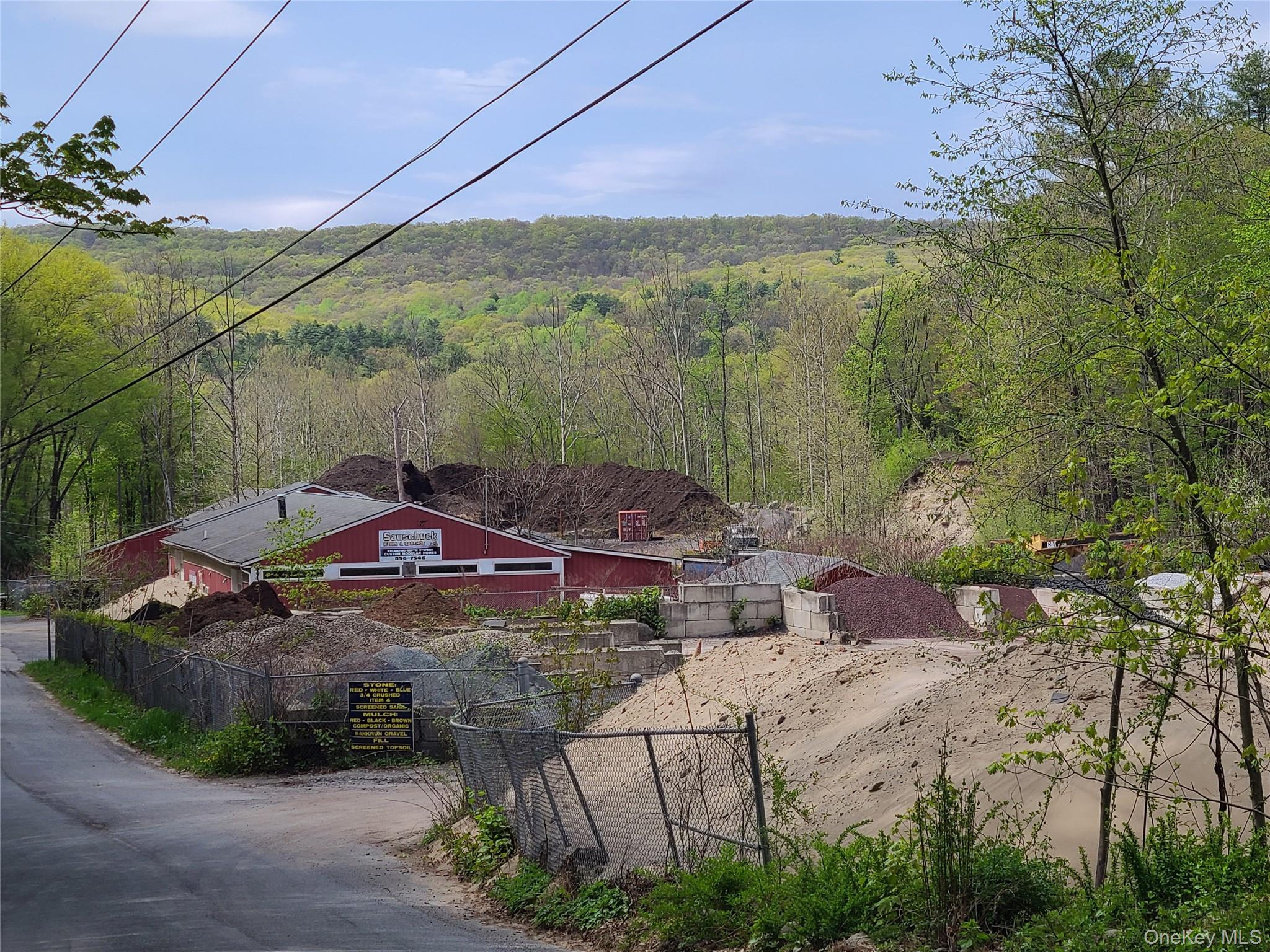 26 Hook Road, Sparrowbush, NY 12780