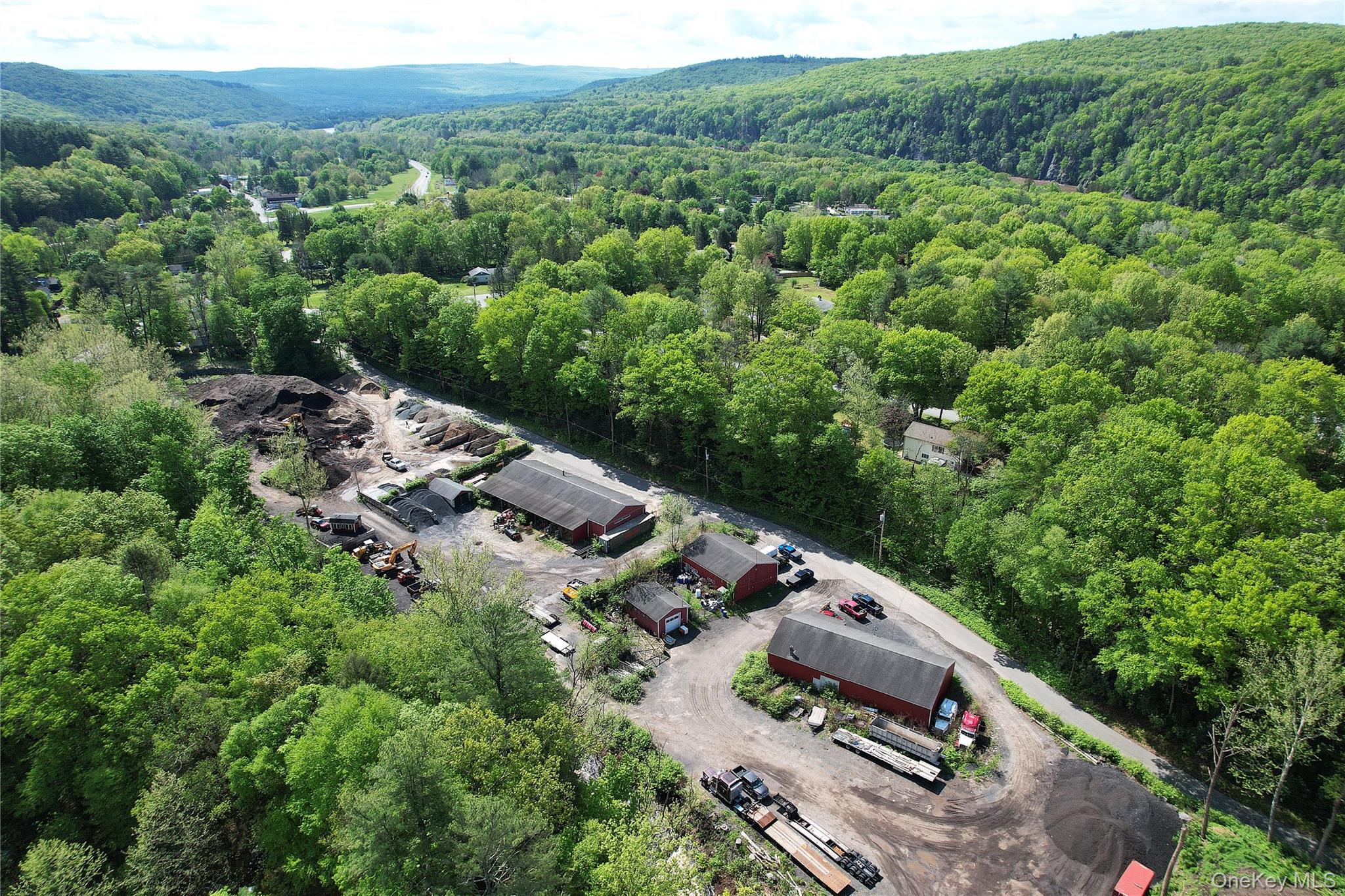 26 Hook Road, Sparrowbush, NY 12780