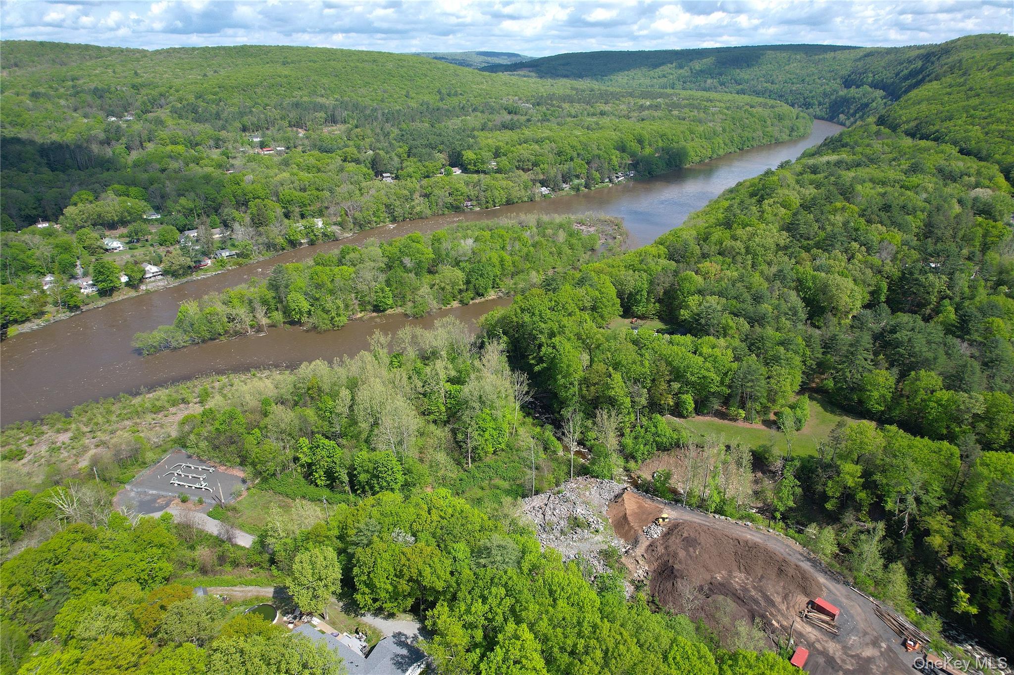 26 Hook Road, Sparrowbush, NY 12780