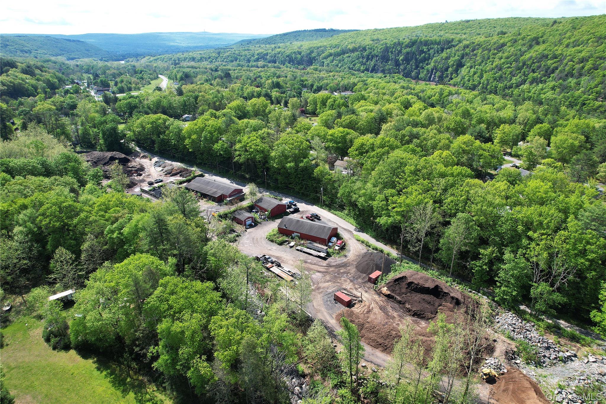 26 Hook Road, Sparrowbush, NY 12780