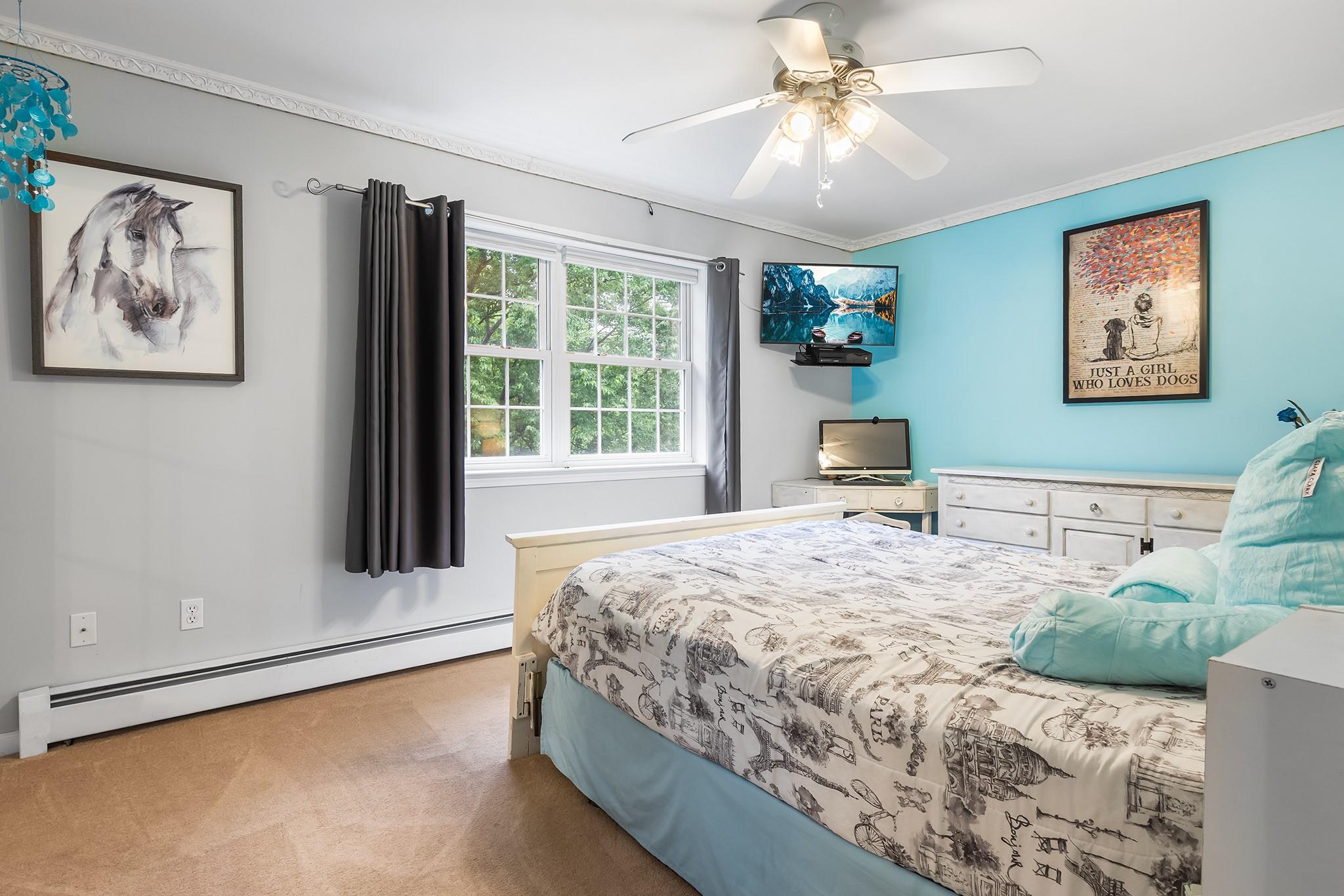 6 Sloan Court, Wallkill, NY 12589