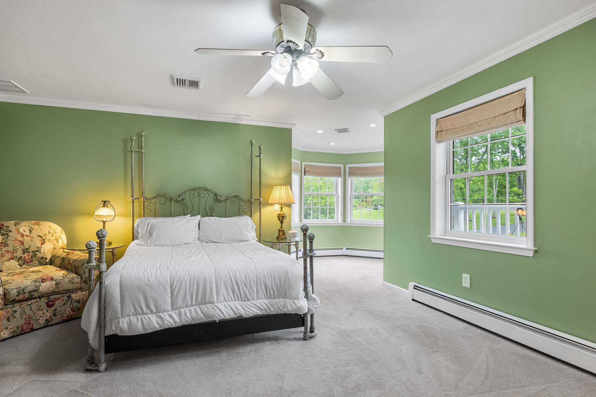 6 Sloan Court, Wallkill, NY 12589