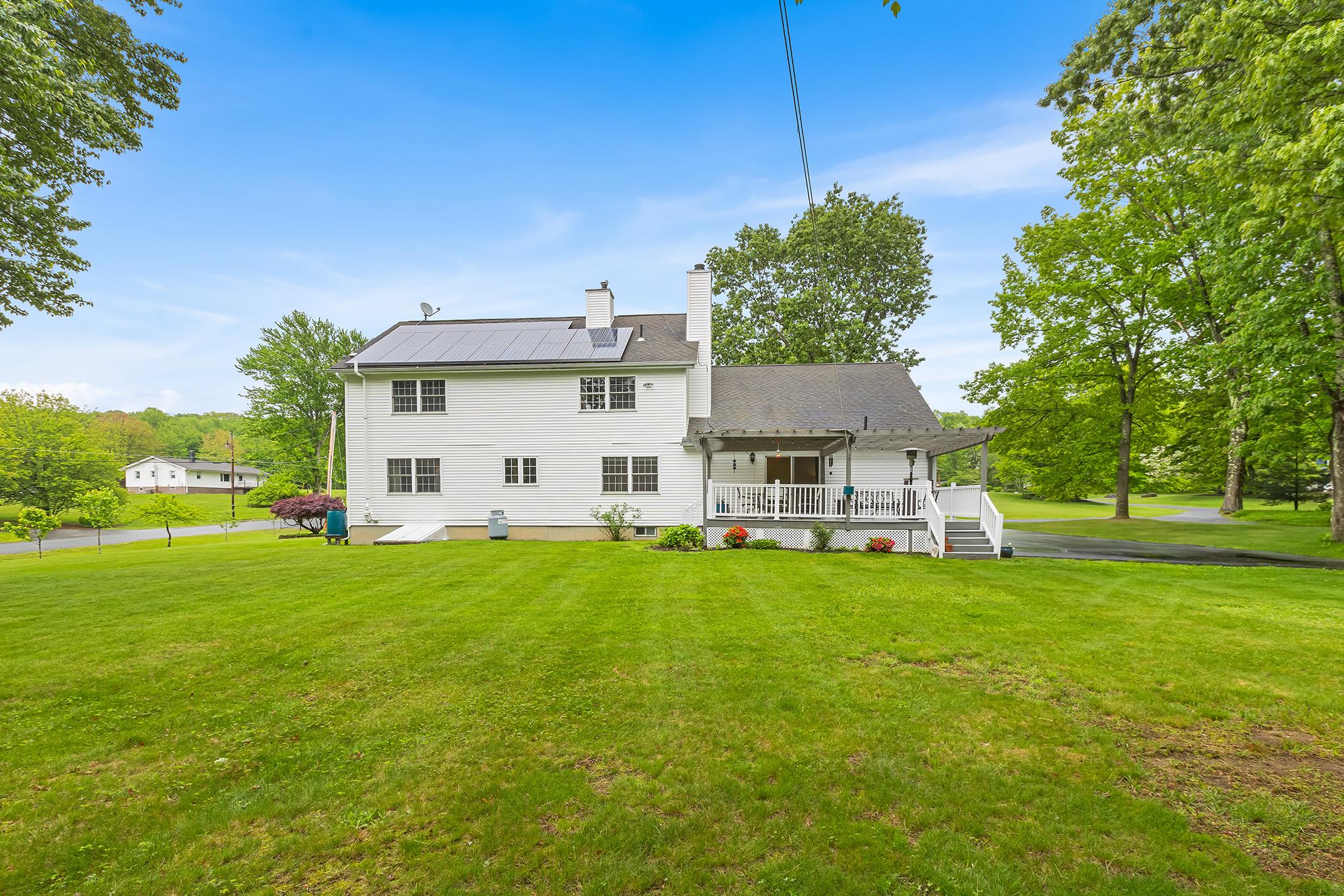 6 Sloan Court, Wallkill, NY 12589