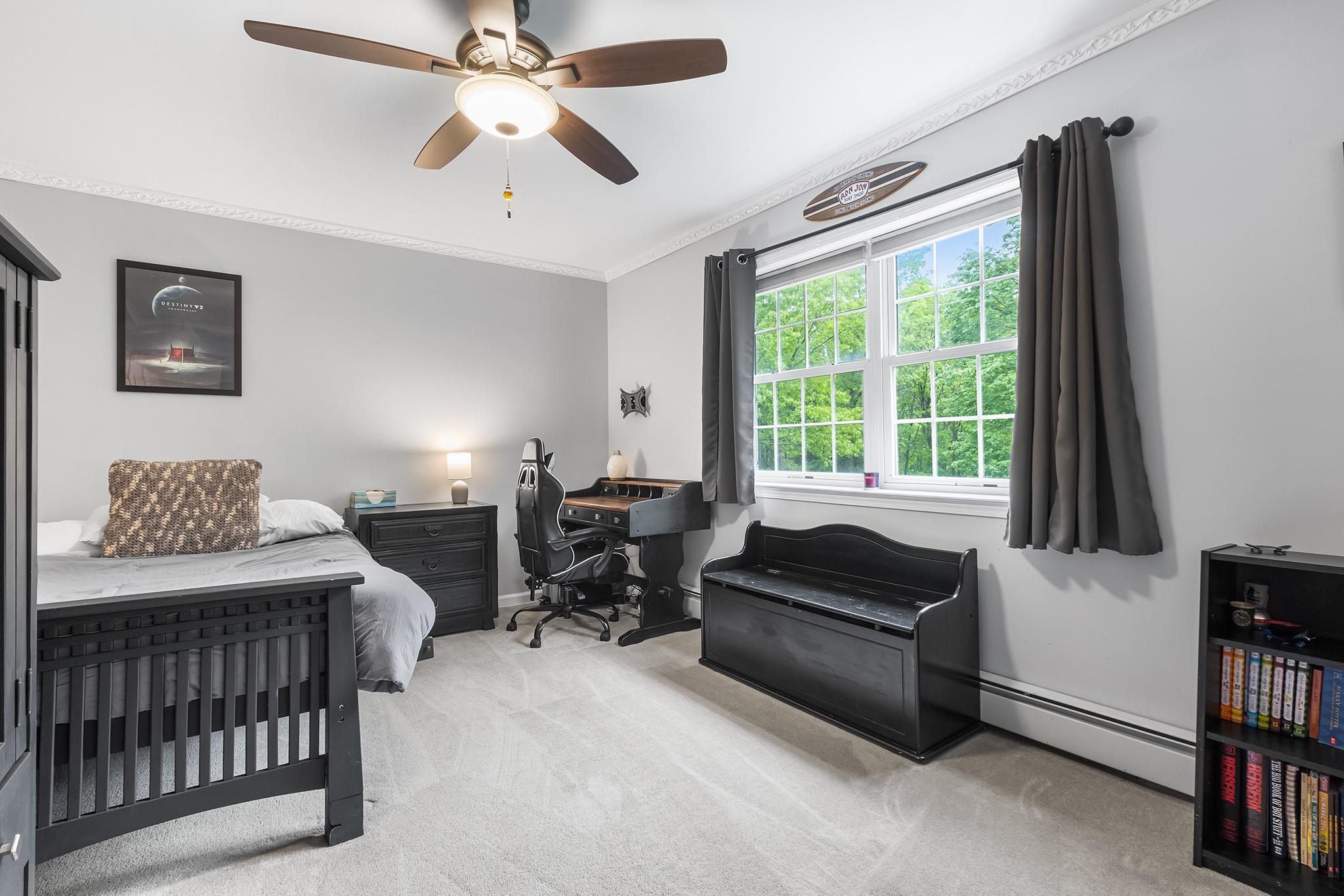 6 Sloan Court, Wallkill, NY 12589