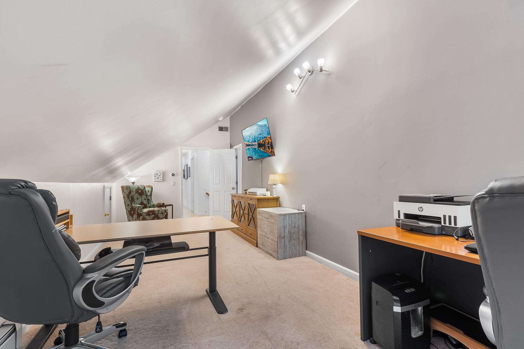 6 Sloan Court, Wallkill, NY 12589