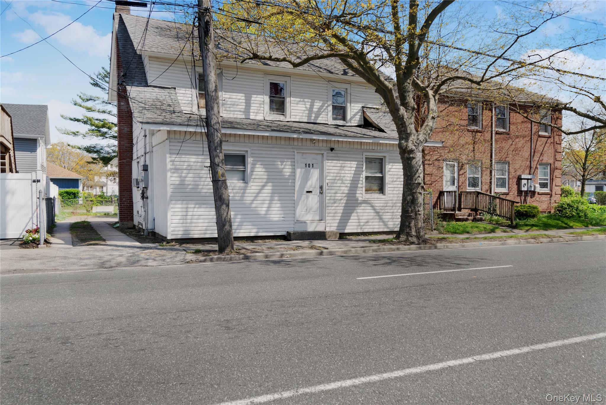 101 Baldwin Road, Hempstead, NY 11550