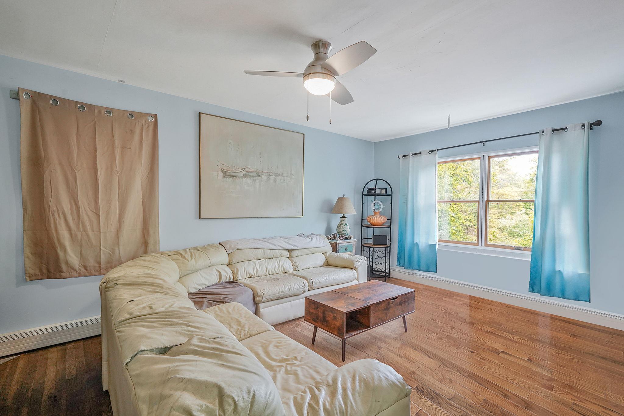 2 Queen Drive, Sound Beach, NY 11789
