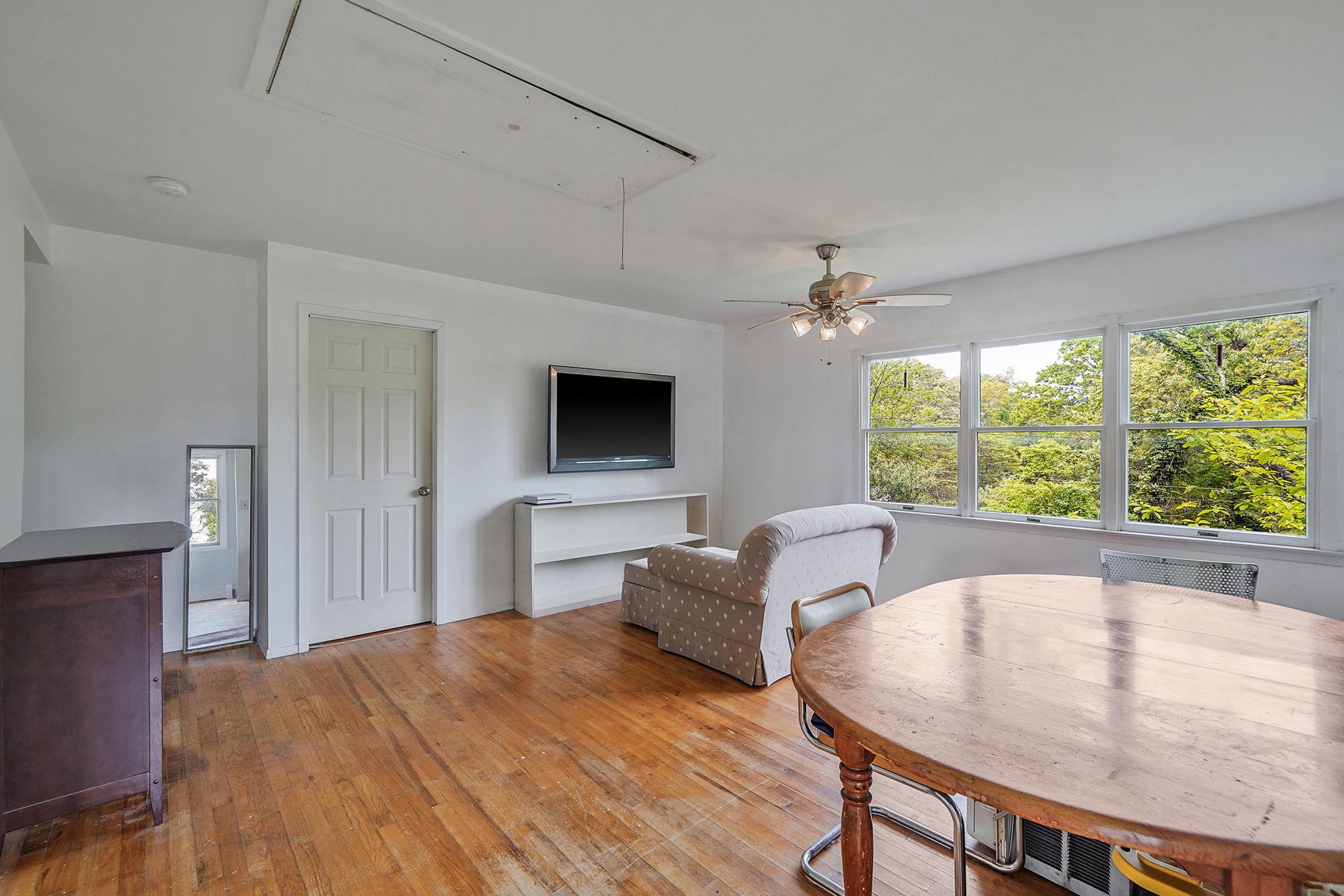 2 Queen Drive, Sound Beach, NY 11789