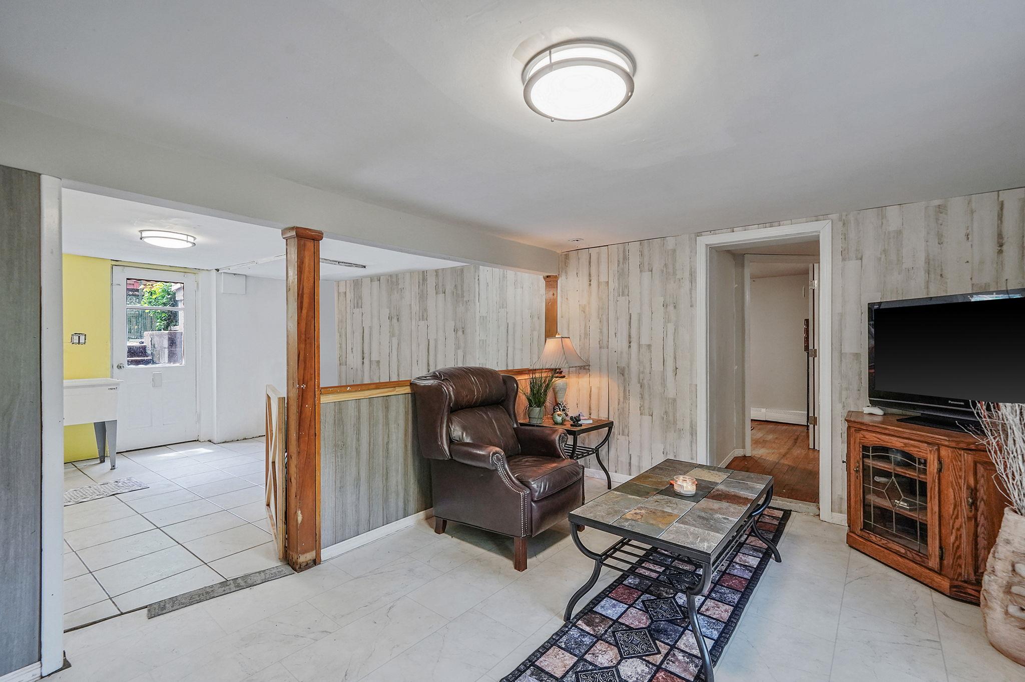 2 Queen Drive, Sound Beach, NY 11789