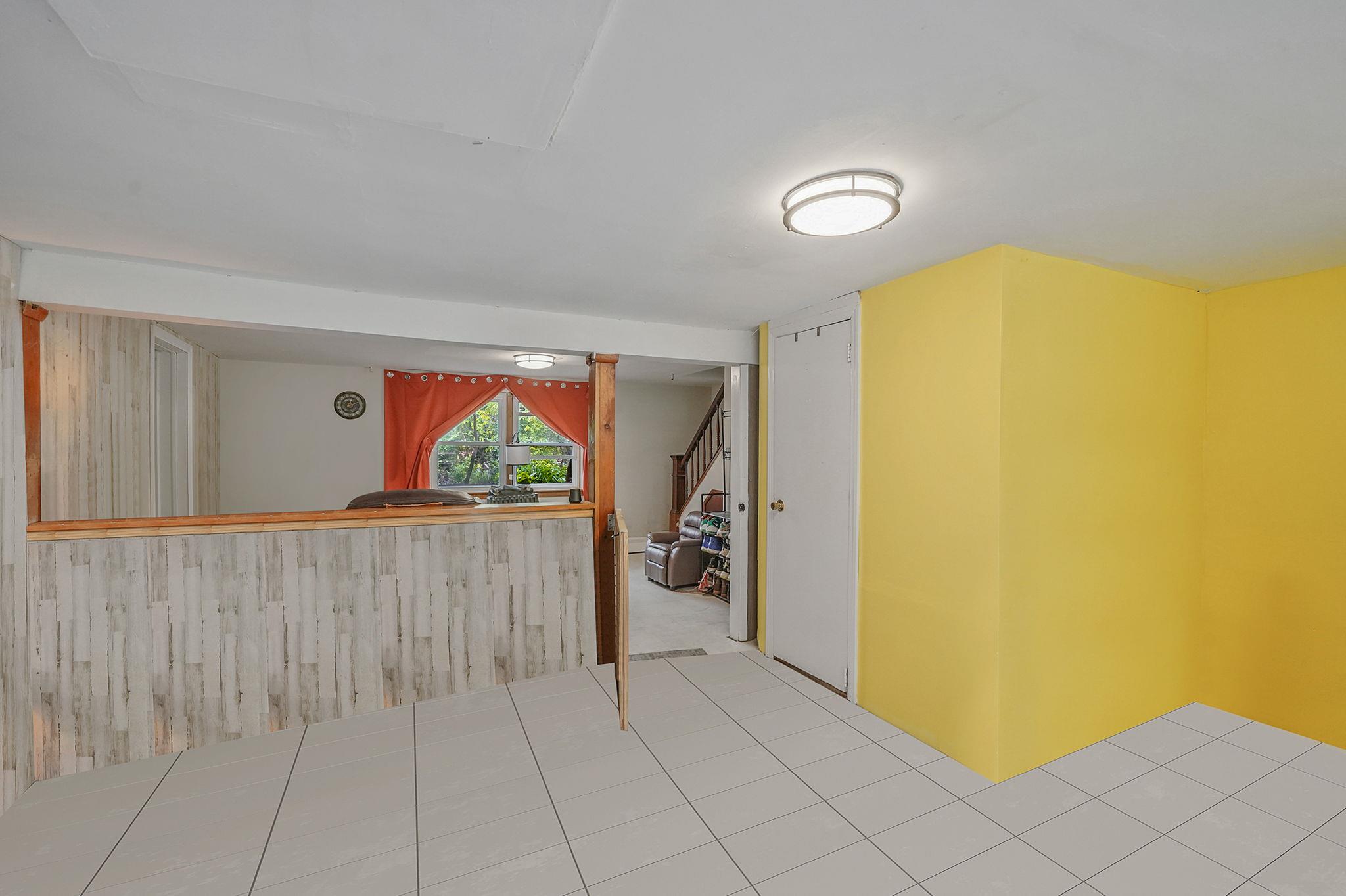 2 Queen Drive, Sound Beach, NY 11789